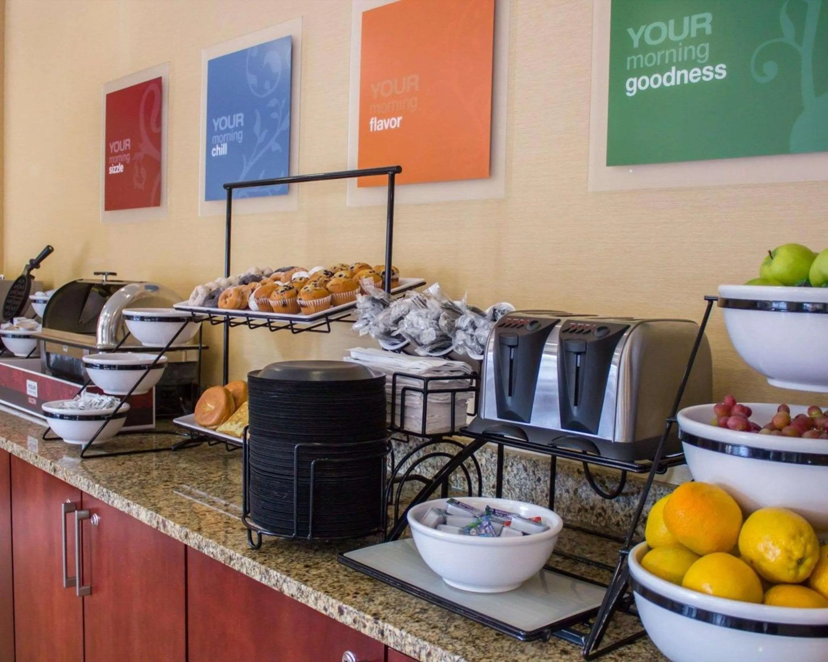 Breakfast in Comfort Inn & Suites Trussville I-59 Exit 141