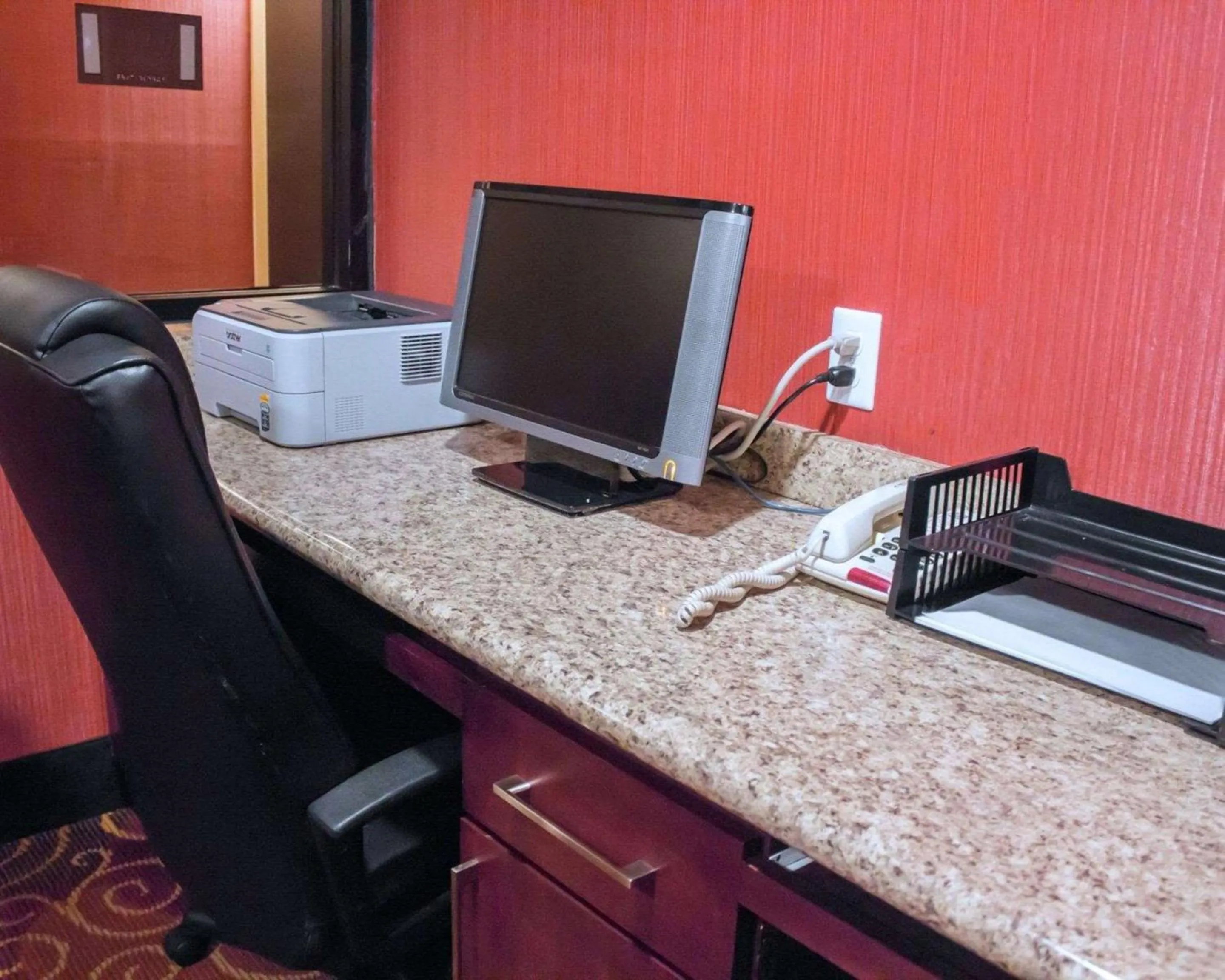 Business facilities in Comfort Inn & Suites Trussville I-59 Exit 141