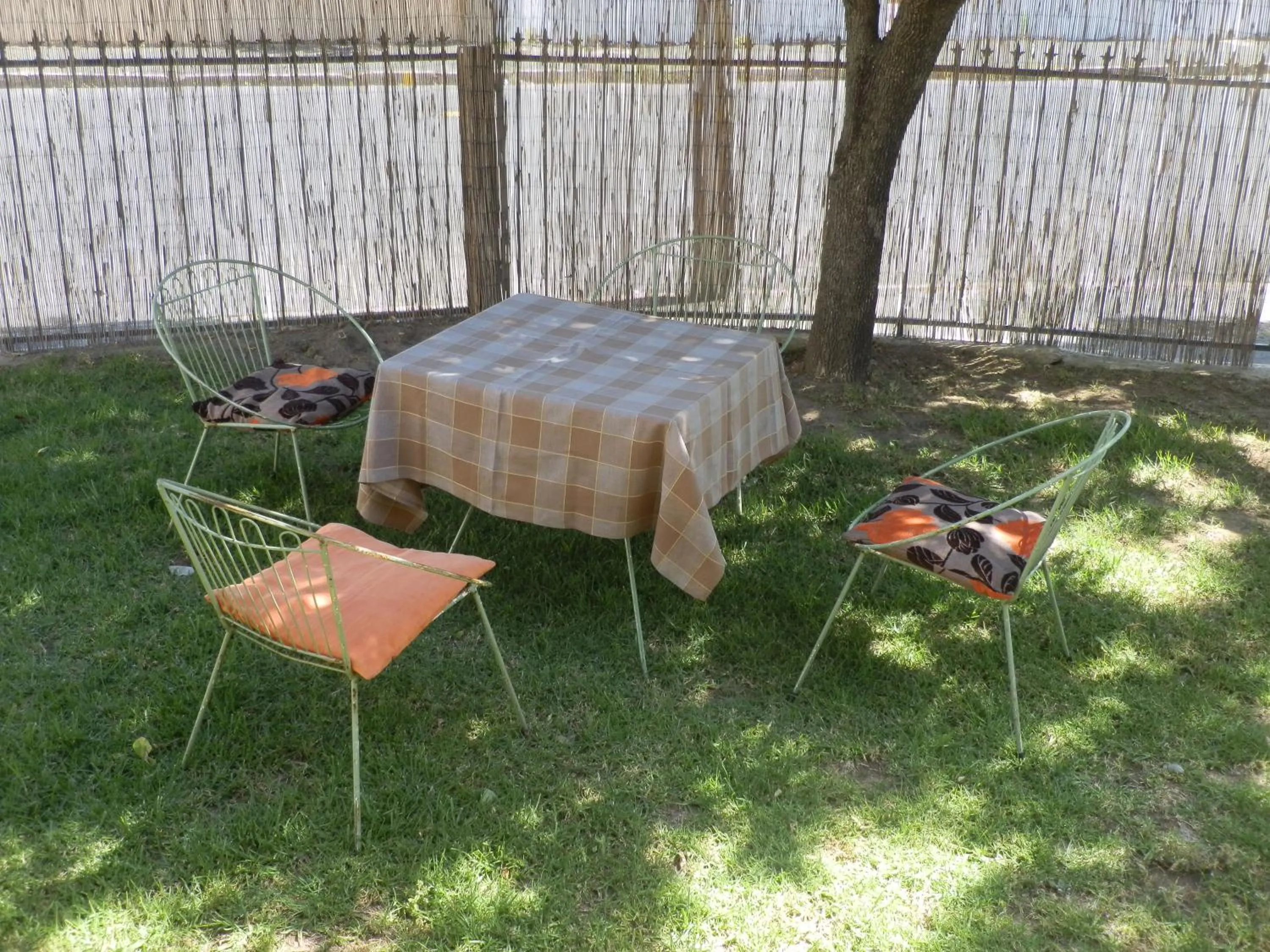 Garden in 10 on Fairview B&B