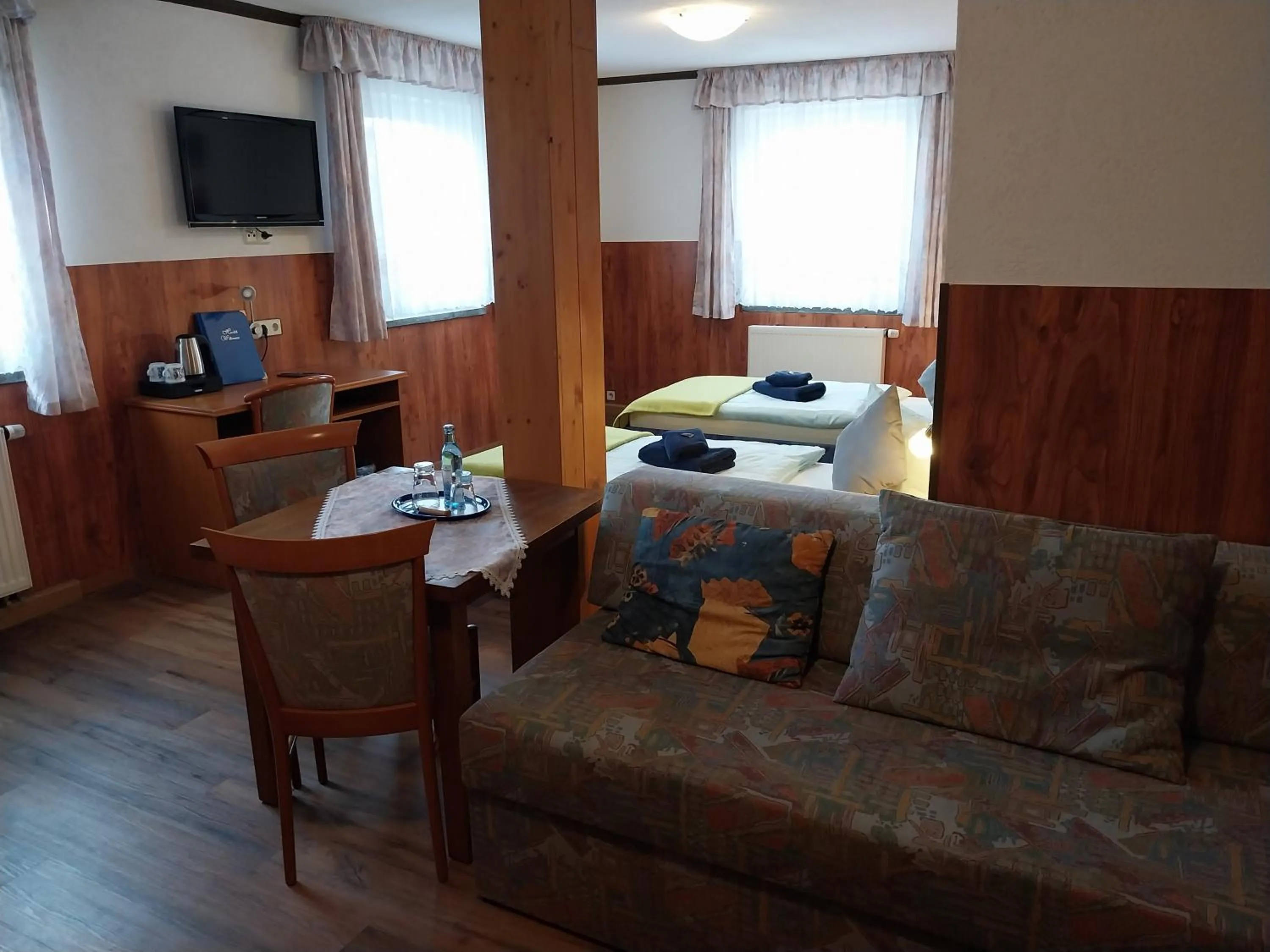 Photo of the whole room in Landhotel Waldschlößchen mit Gaststube