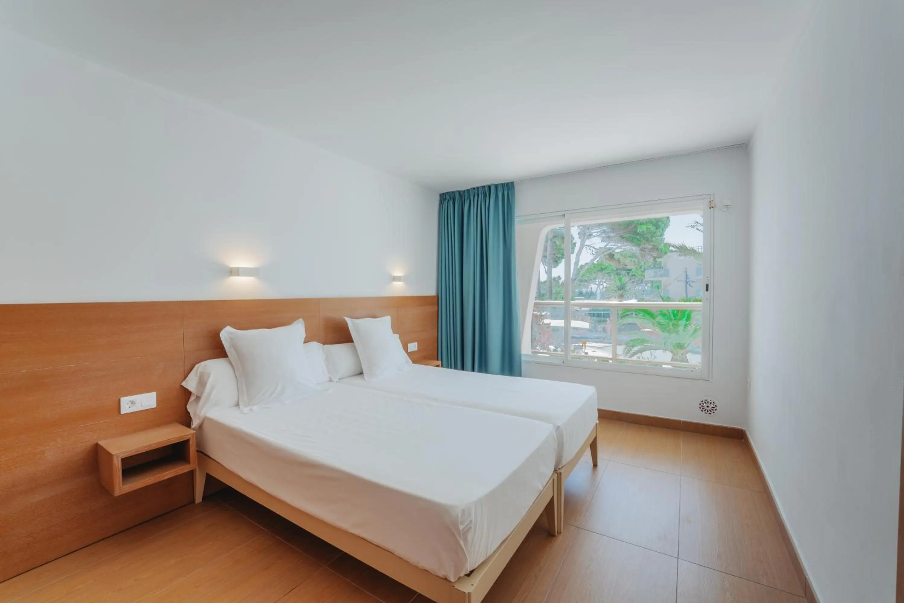 Bed in Aparthotel Ses Fotges