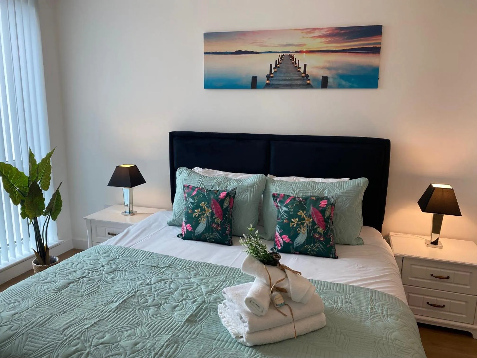 Berks Luxury Serviced Apartments , free parking, free Gym and free wifi