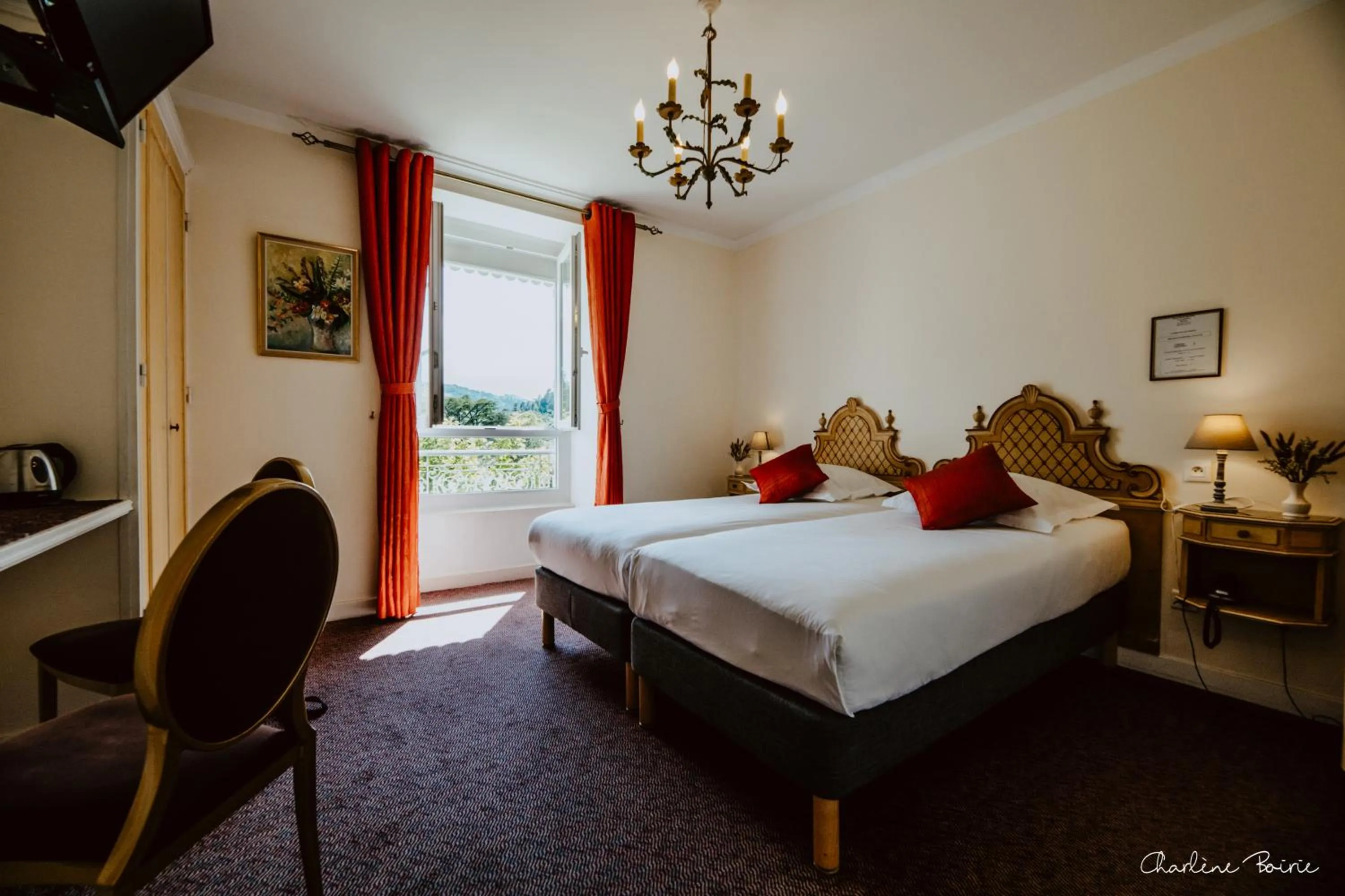 Bed in Grand Hotel Des Bains & Villas des Bains