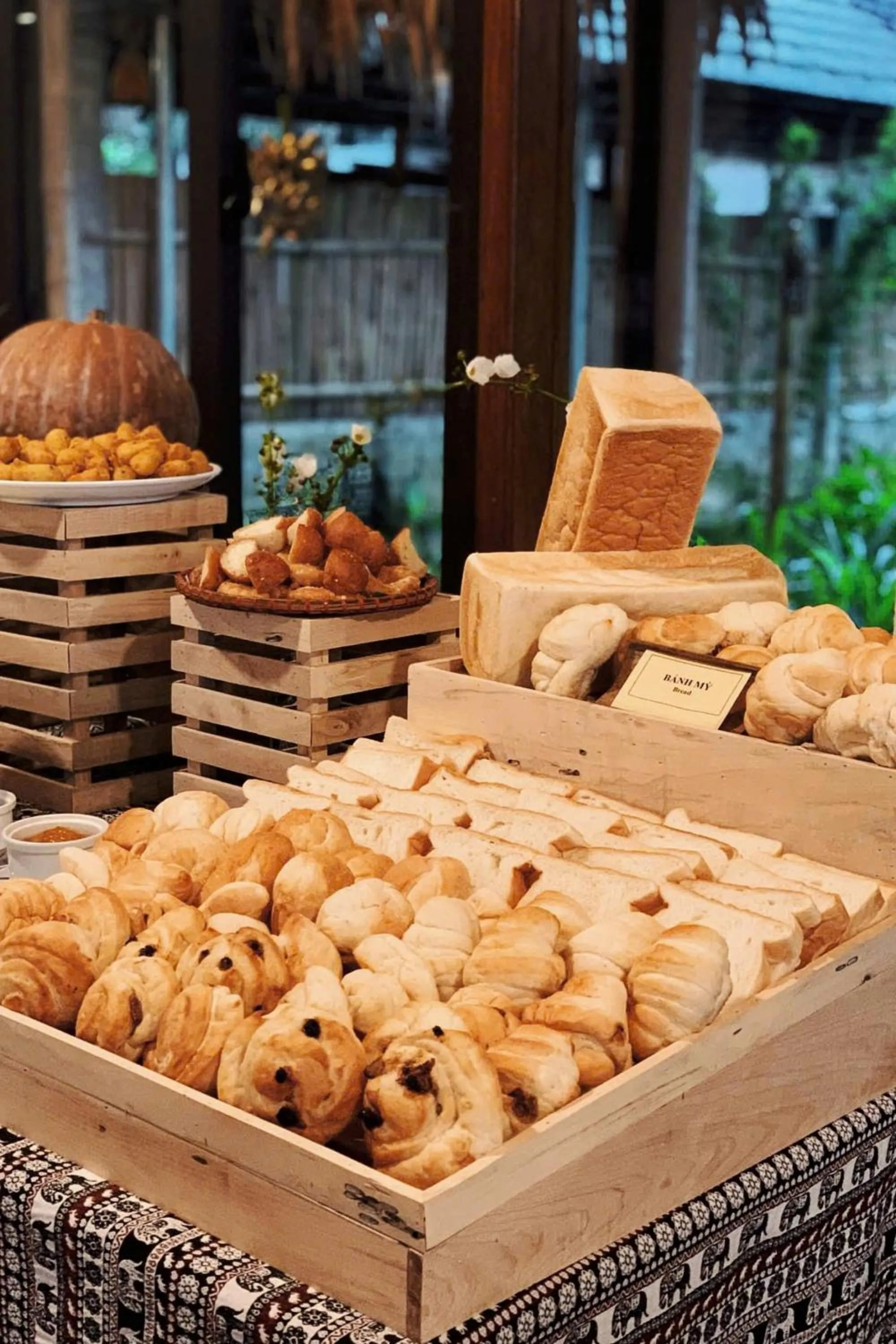 Food in Bakhan Village Resort