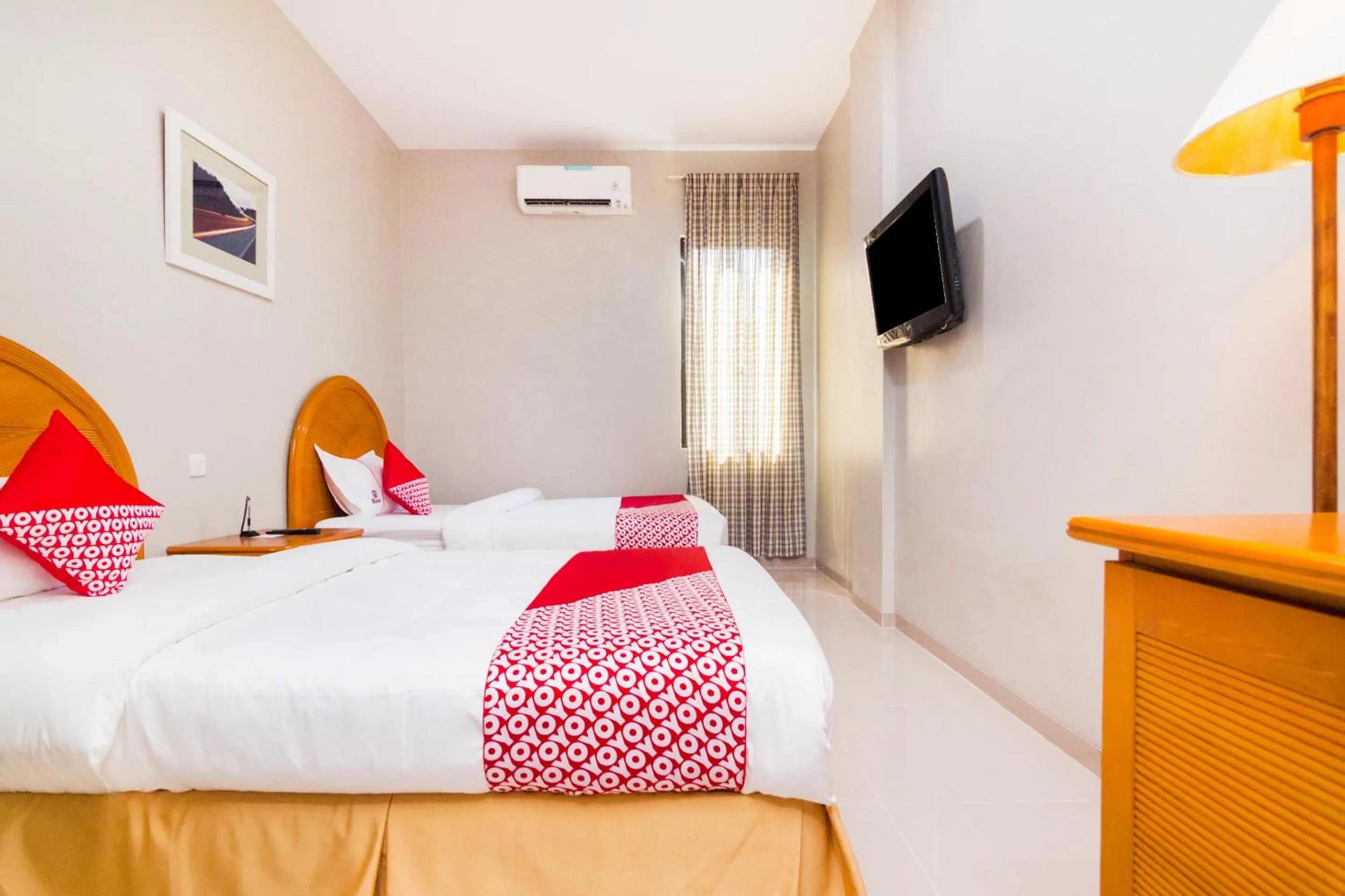 Bedroom, Bed in Capital O 1867 Kara Guest House