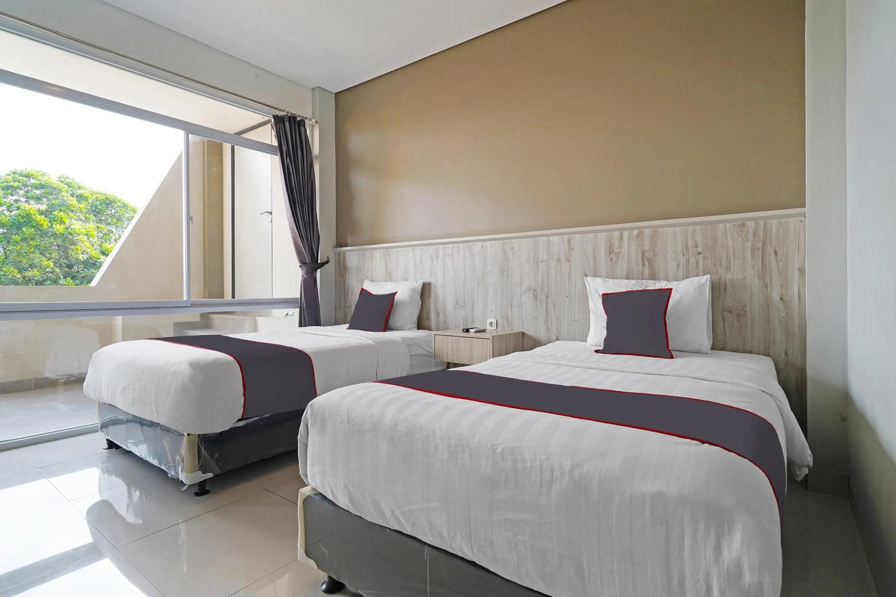 Bedroom, Bed in Capital O 1898 Louise Place