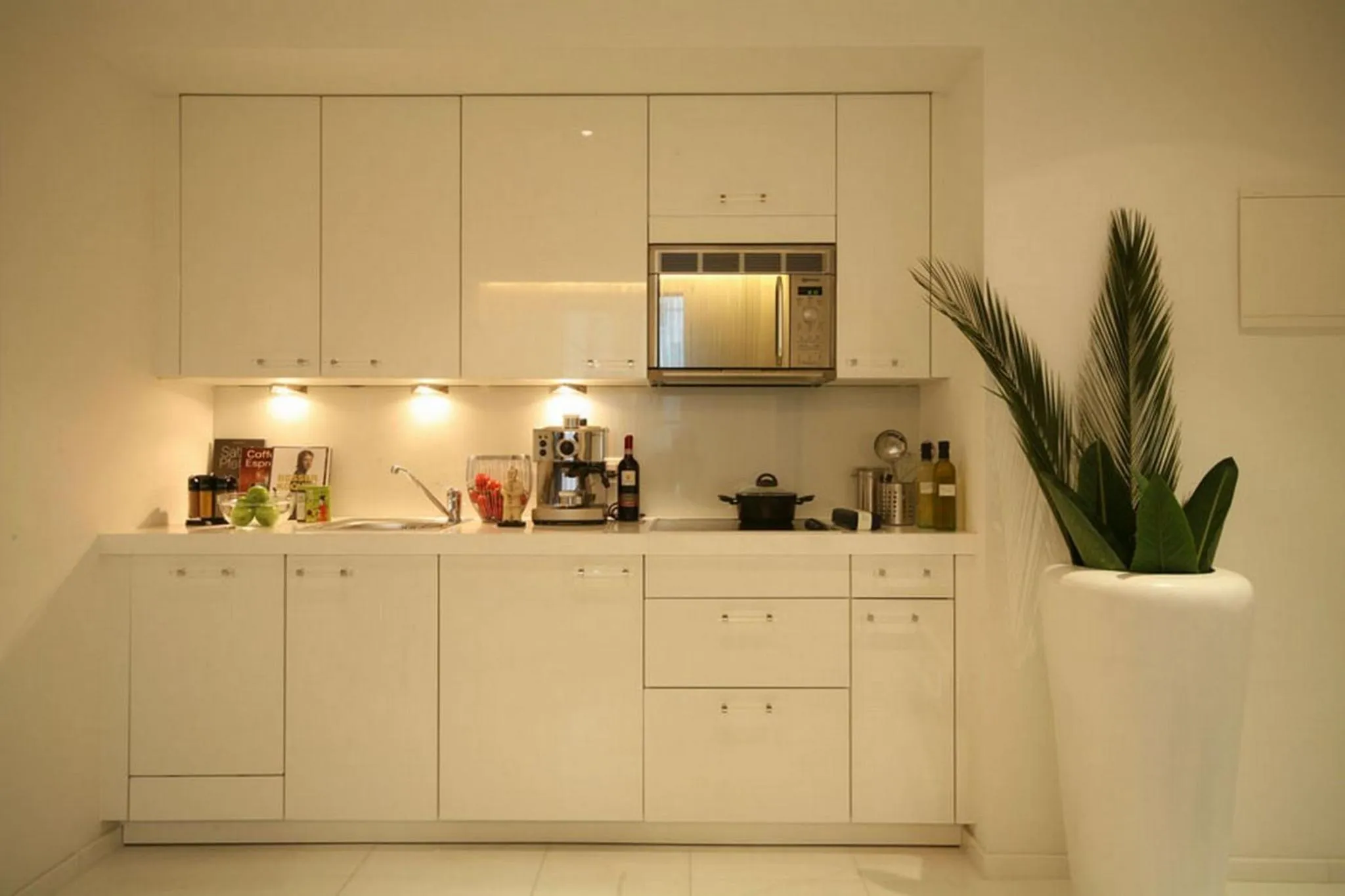 Kitchen or kitchenette in VISIONAPARTMENTS Bellariastrasse - contactless check-in