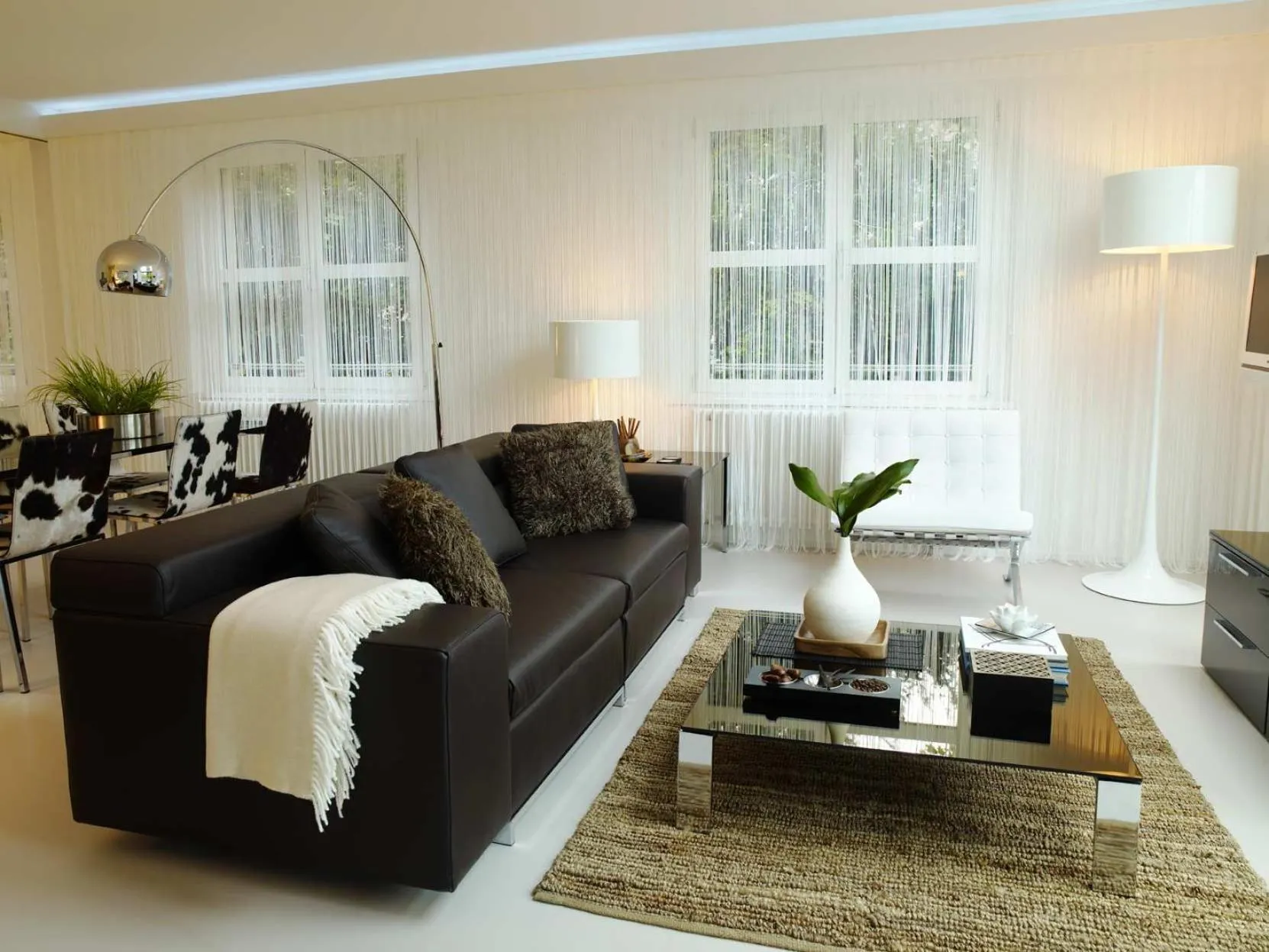 Living room in VISIONAPARTMENTS Bellariastrasse - contactless check-in