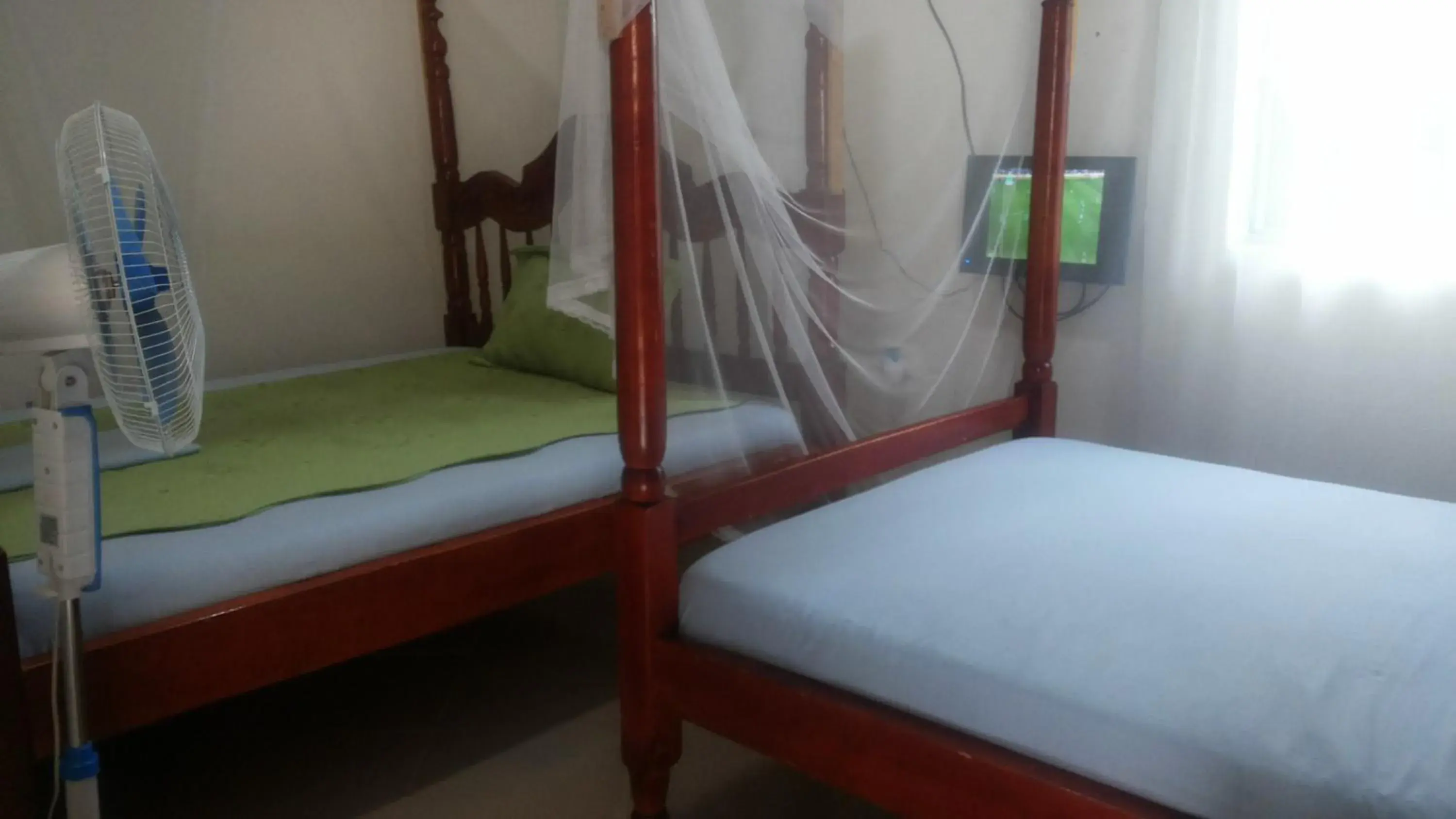 Deluxe Twin Room in Dubai Resort Hotel Deluxe Twin Room in Dubai Resort Hotel