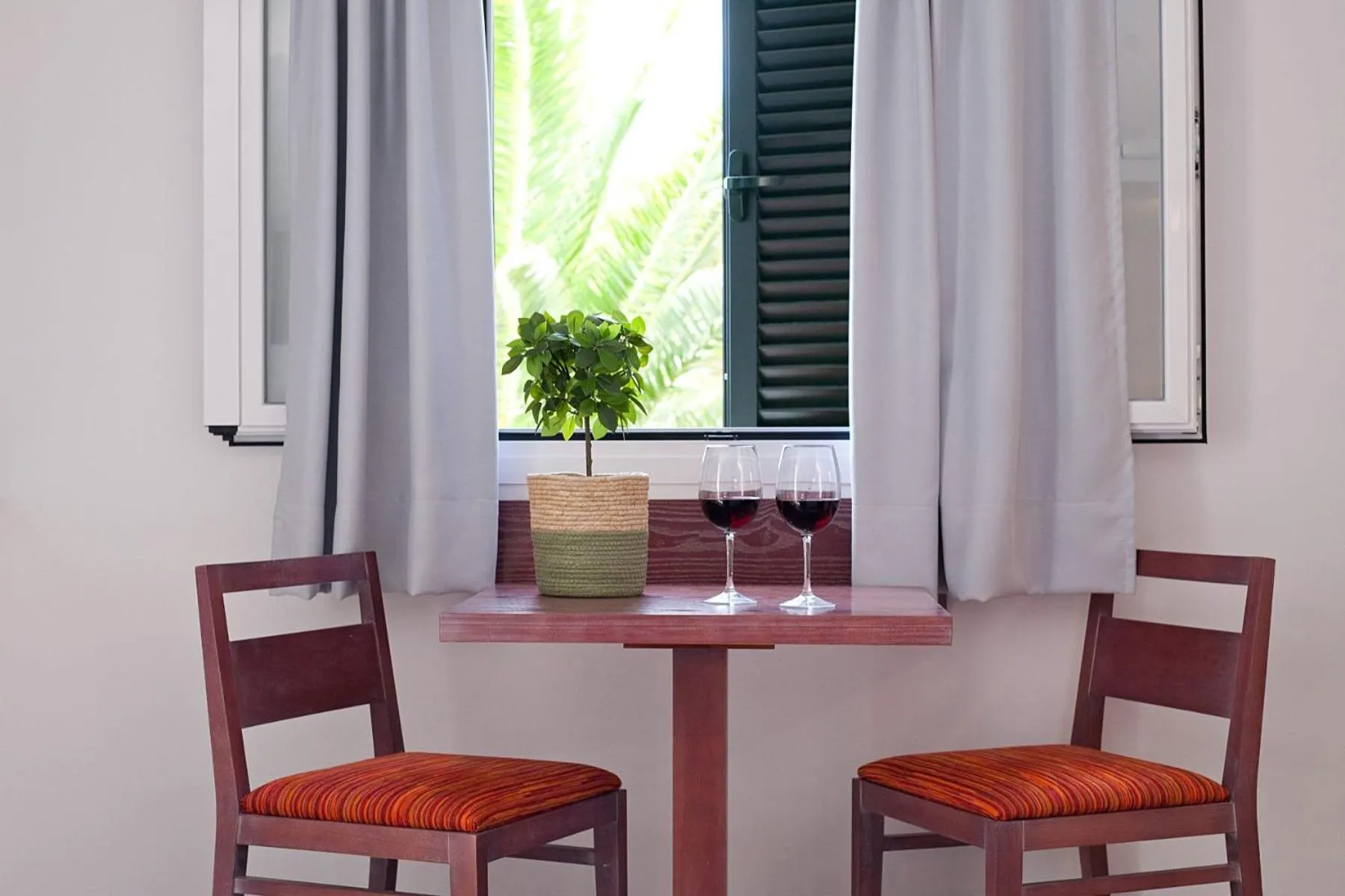 Decorative detail in Apartamentos Cala Murada Tennis