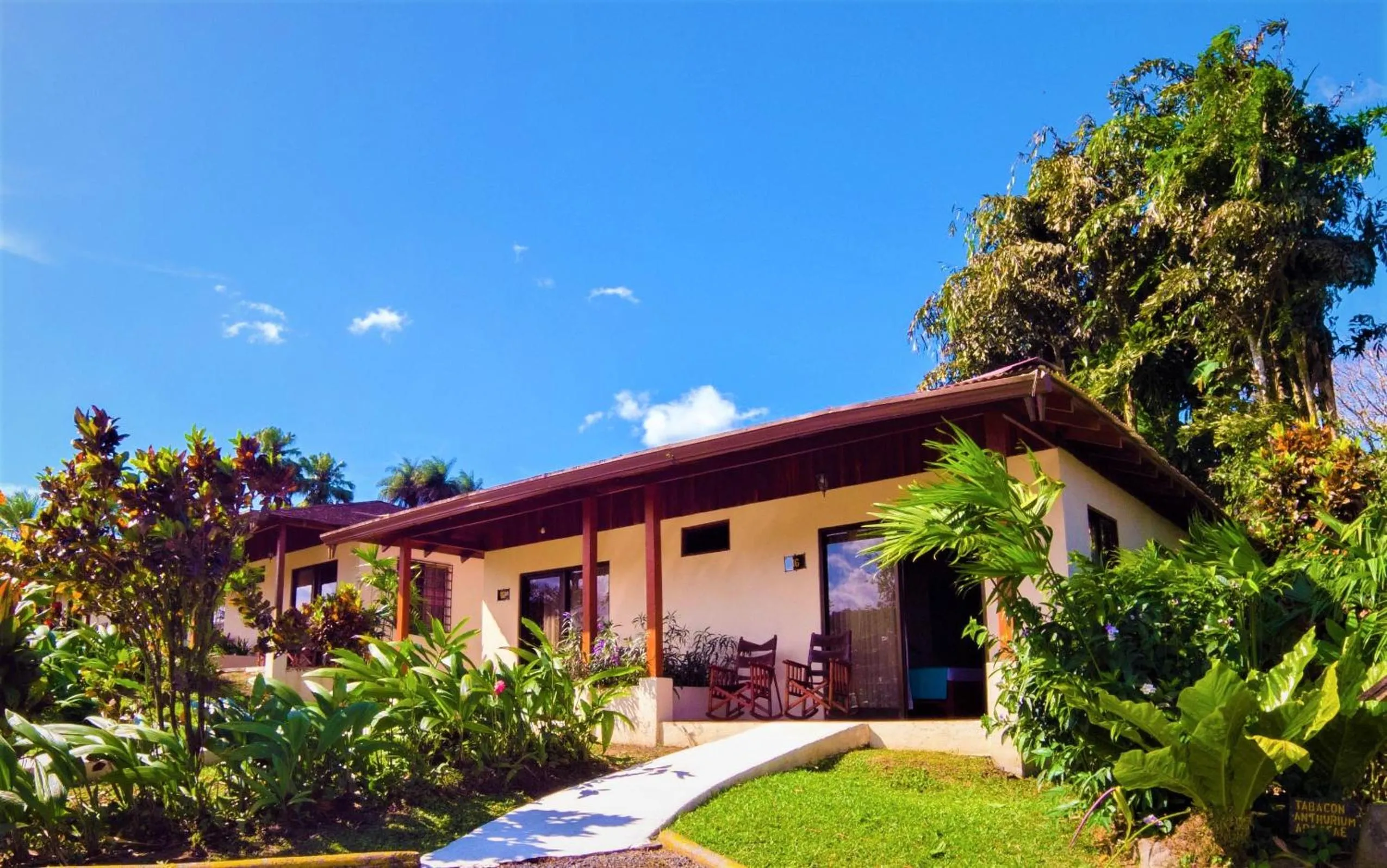 Property building in Arenal Paraiso Resort Spa & Thermo Mineral Hot Springs