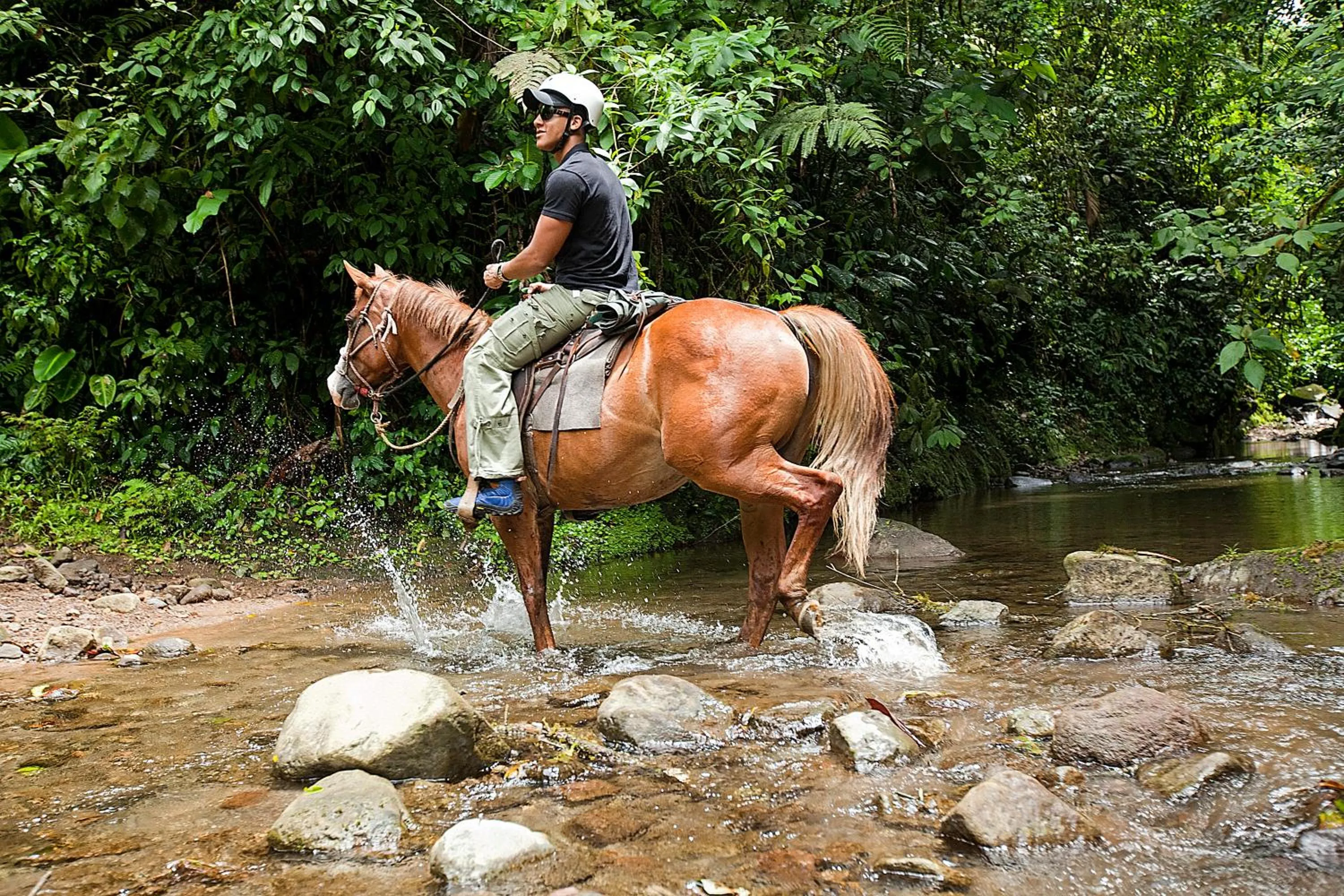 Horse-riding in Arenal Paraiso Resort Spa & Thermo Mineral Hot Springs