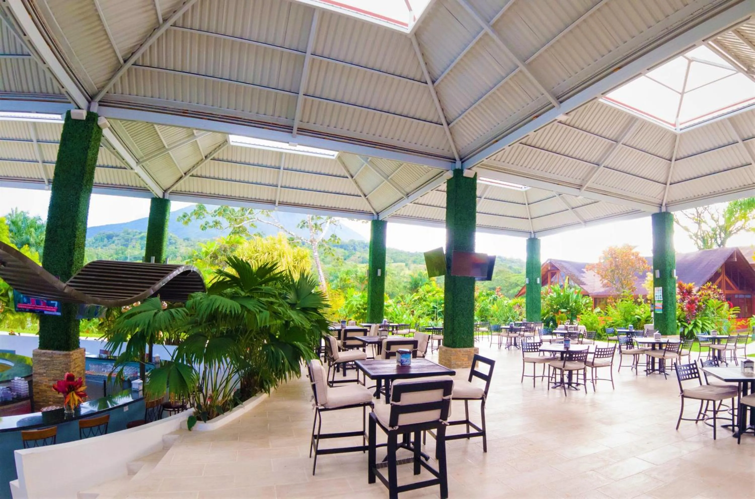 Restaurant/places to eat in Arenal Paraiso Resort Spa & Thermo Mineral Hot Springs