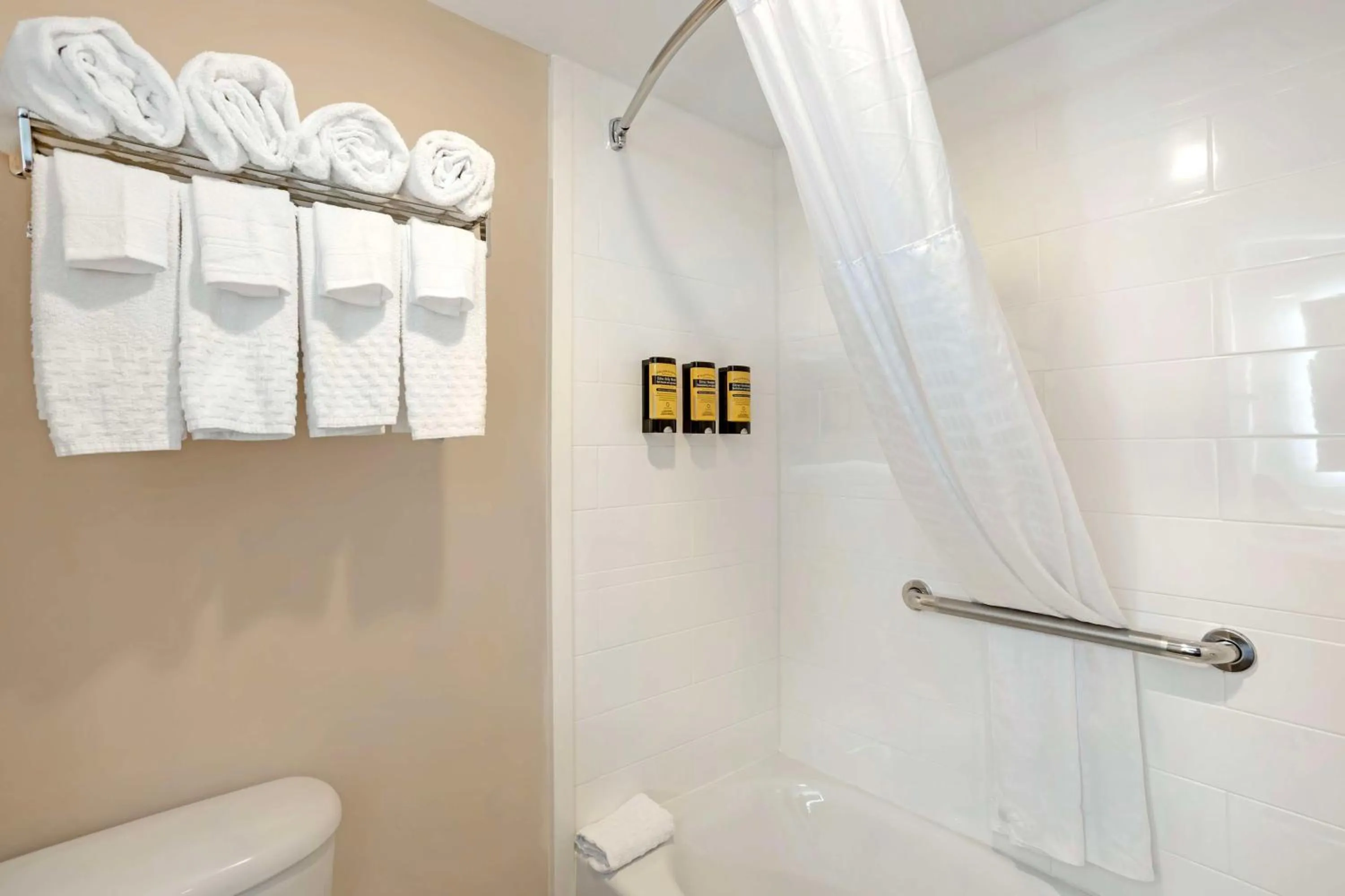 Bathroom in Best Western Plus Fairfield Hotel