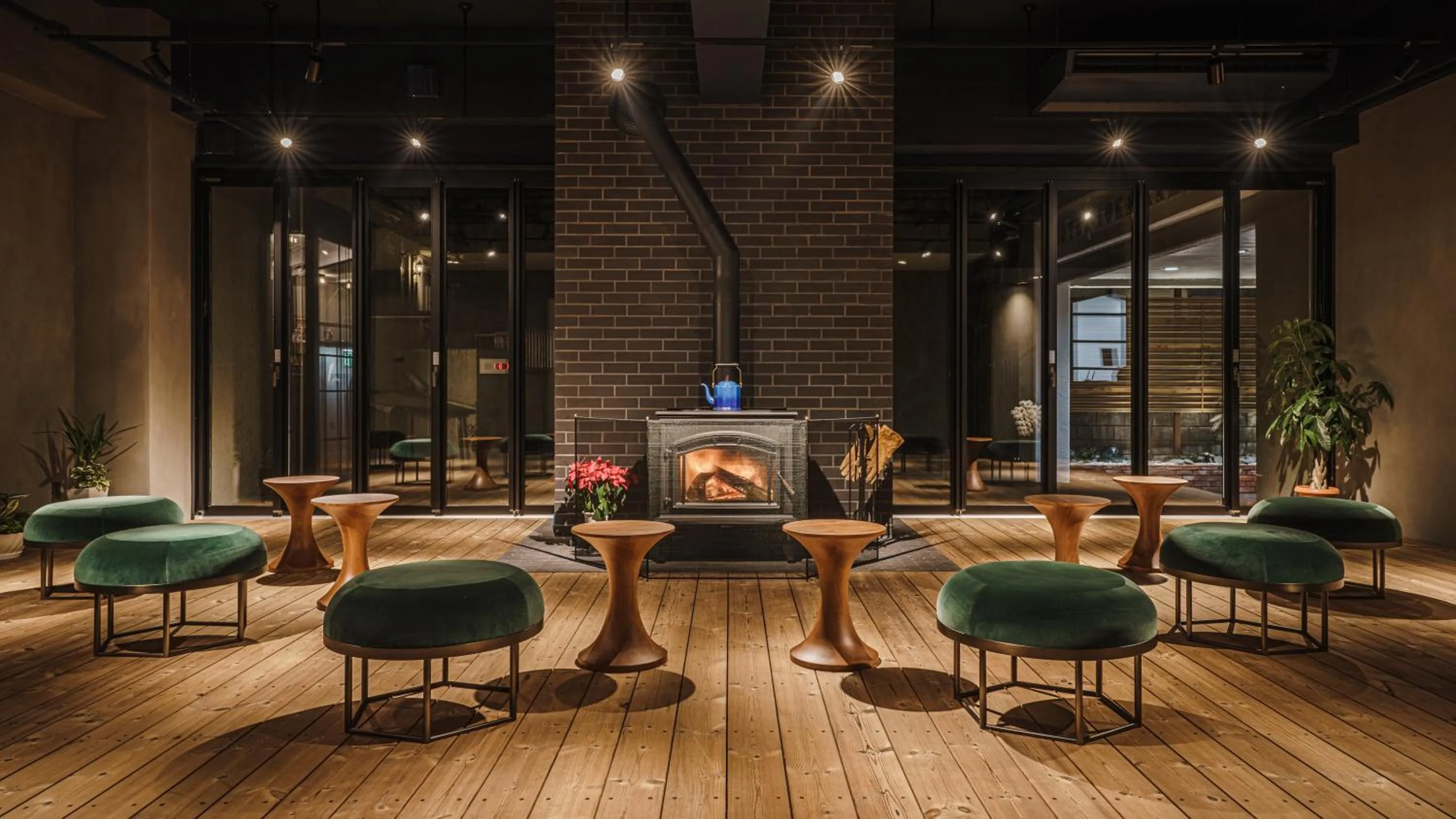 Nightclub / DJ in Hotel Aoka Kamigoto