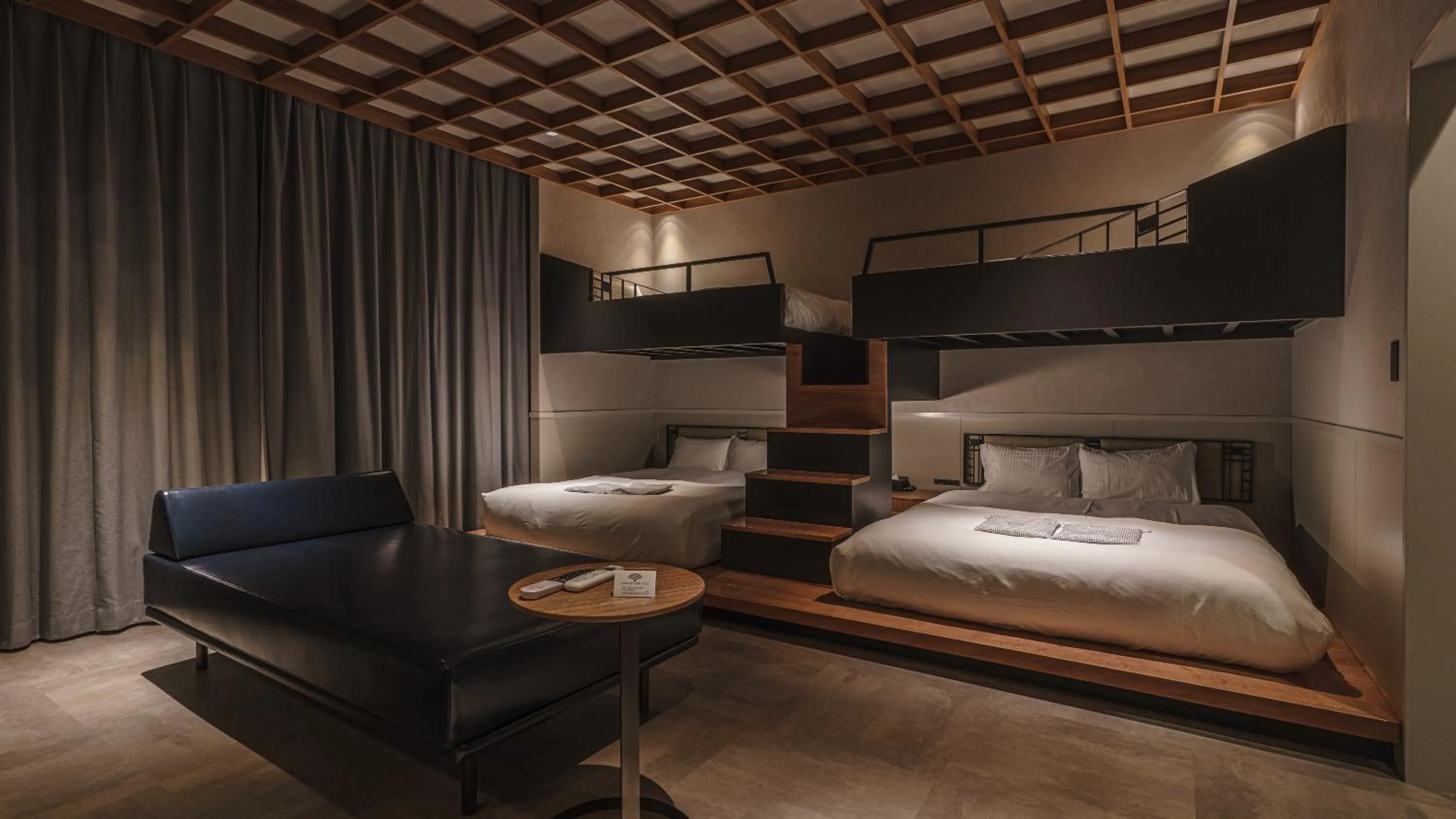 Living room, Bed in Hotel Aoka Kamigoto