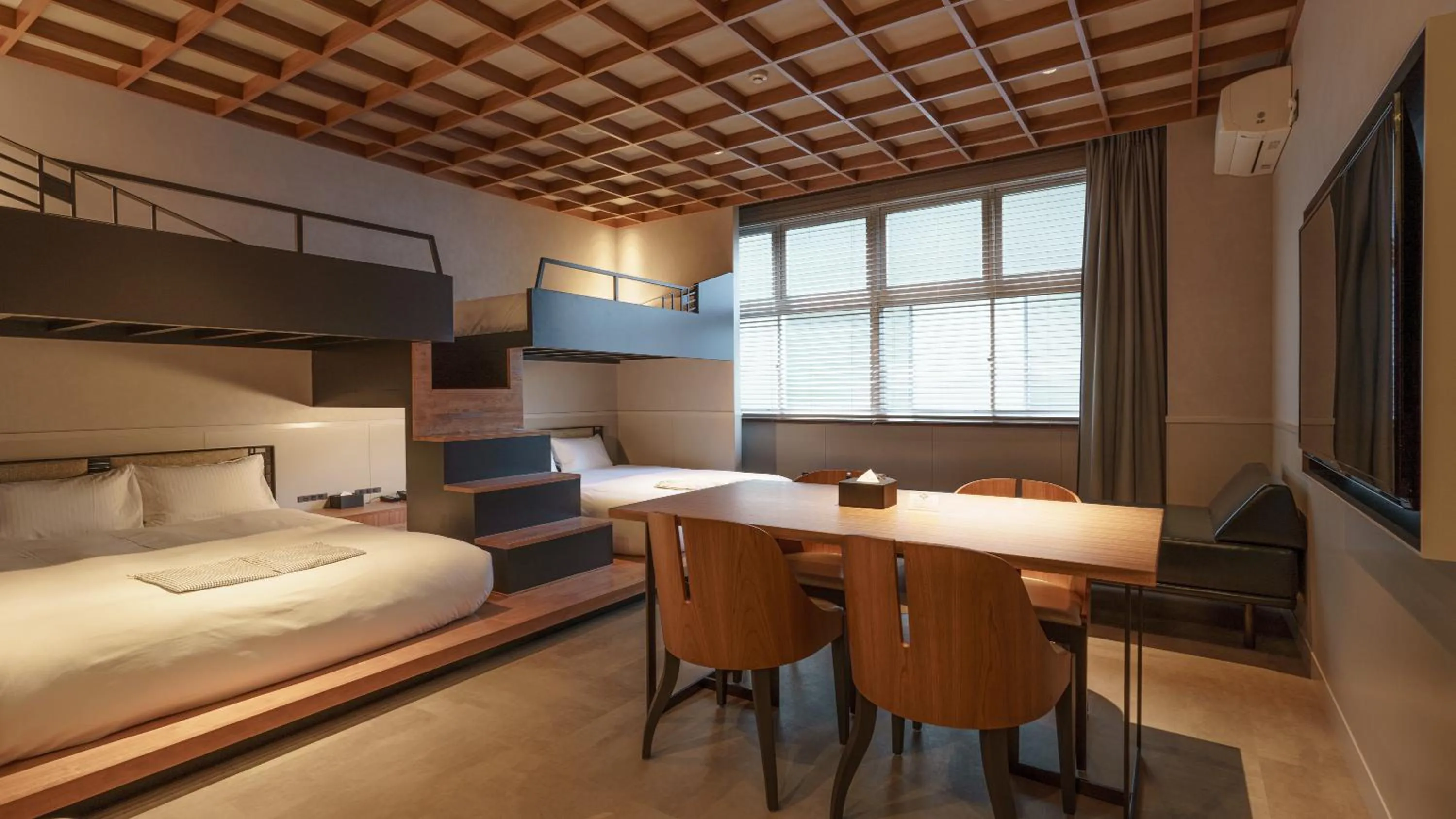 Dining area, Bed in Hotel Aoka Kamigoto