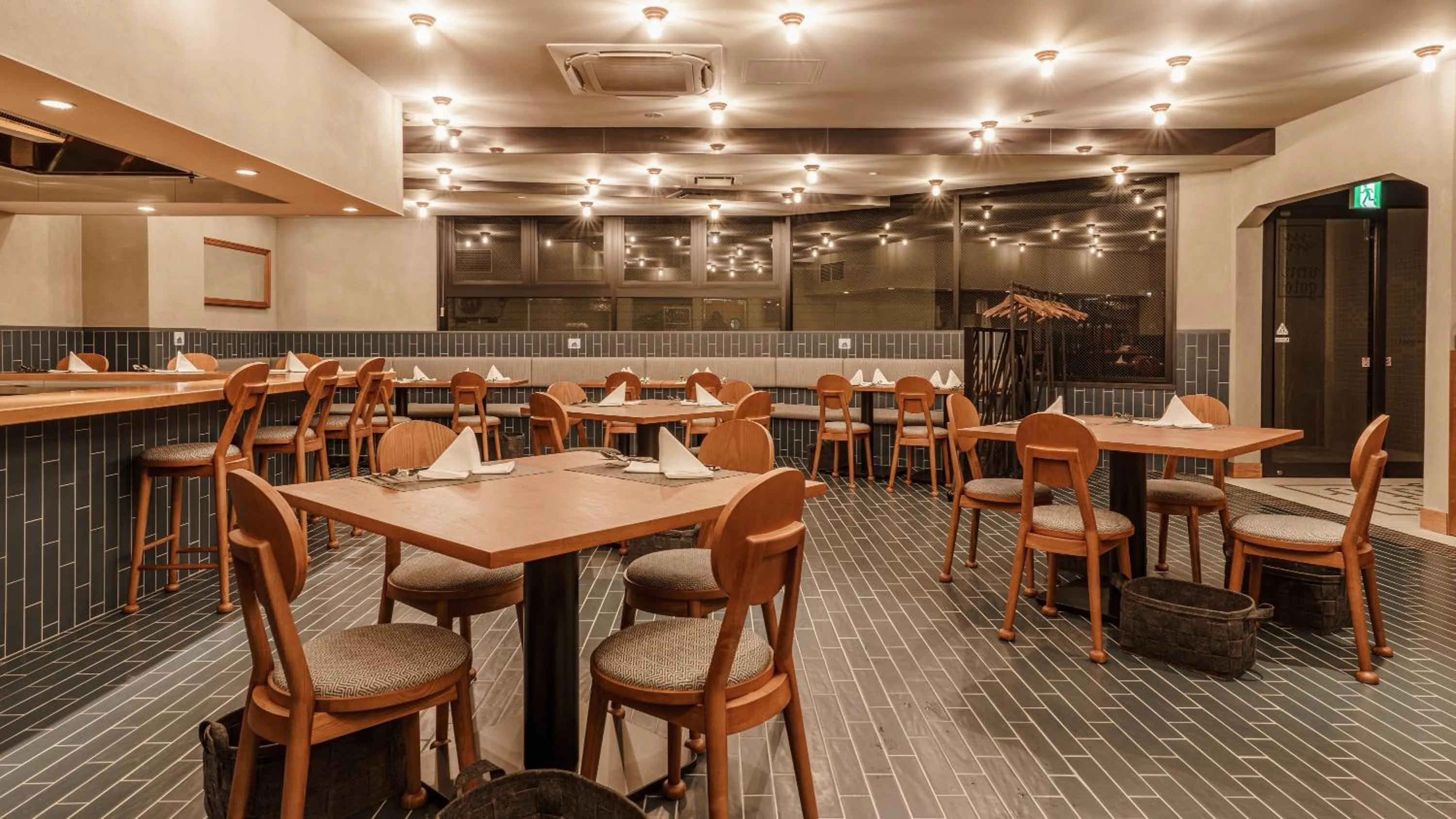 Restaurant/places to eat in Hotel Aoka Kamigoto