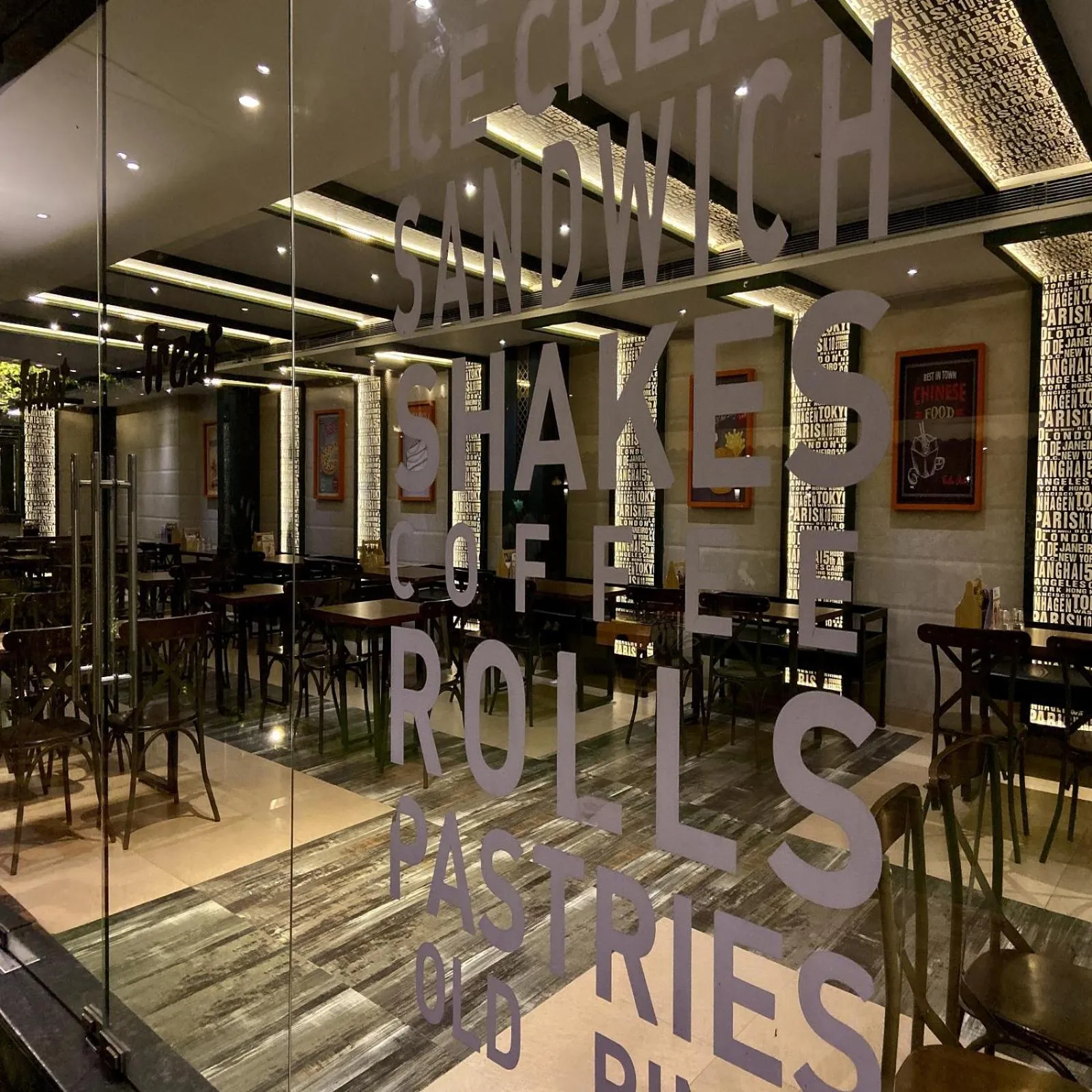 Restaurant/places to eat in Kingston Resort