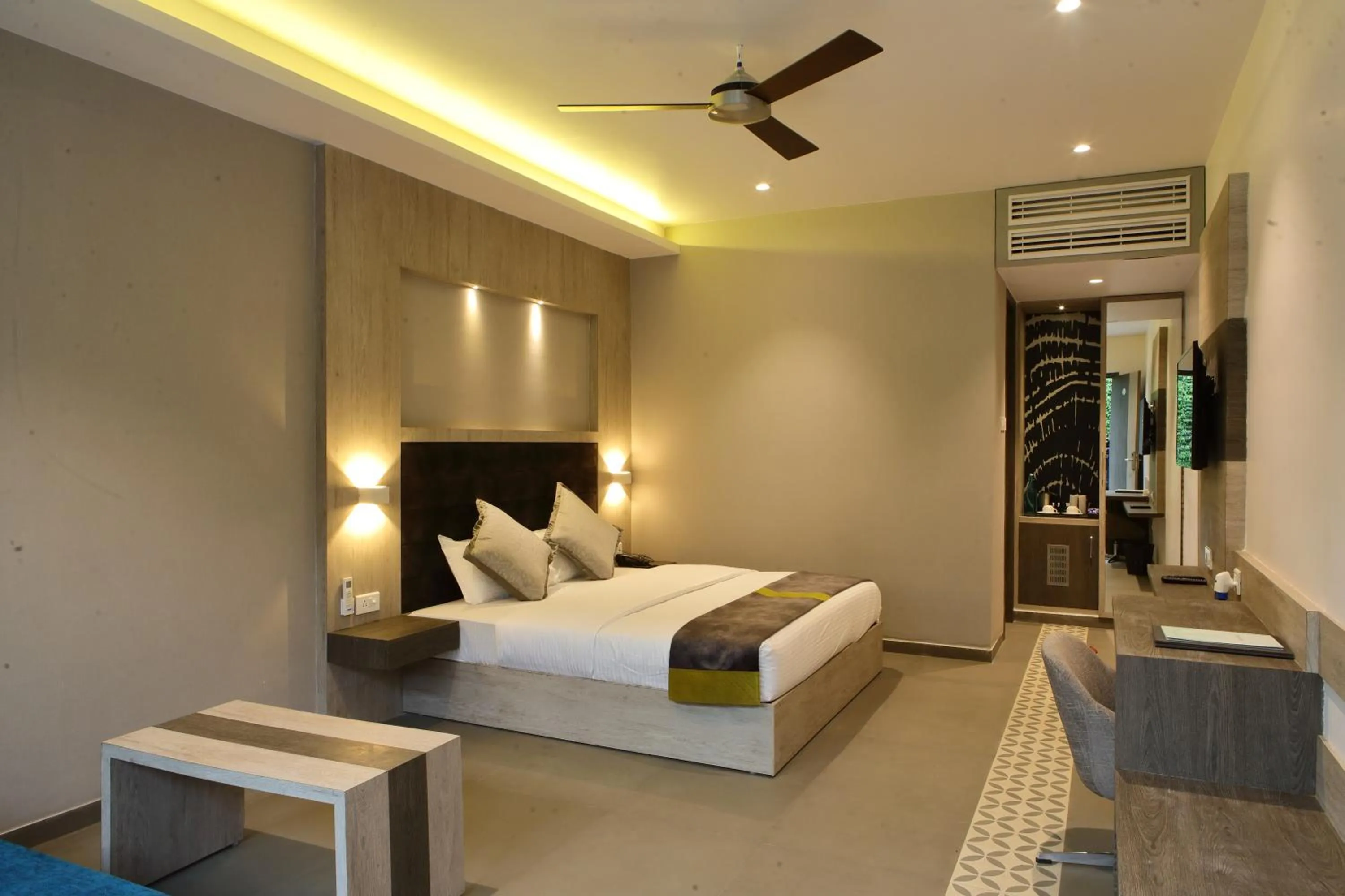 Bedroom, Bed in Kingston Resort