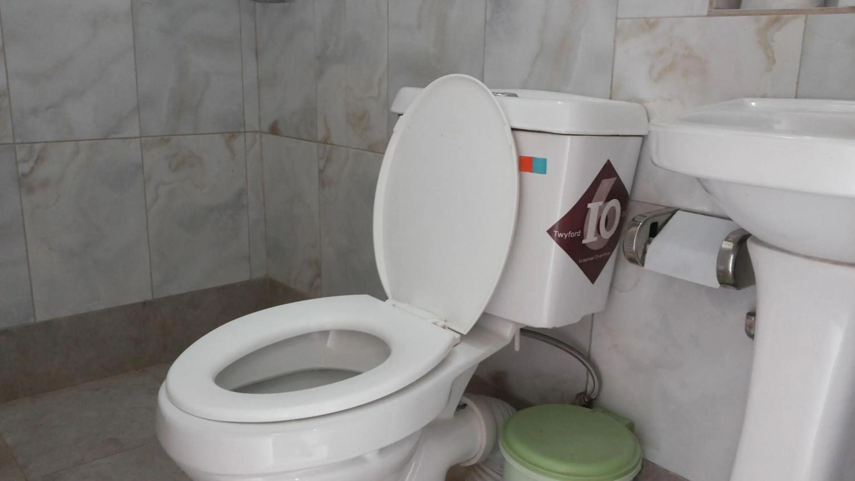 Bathroom in St Lira Hotel