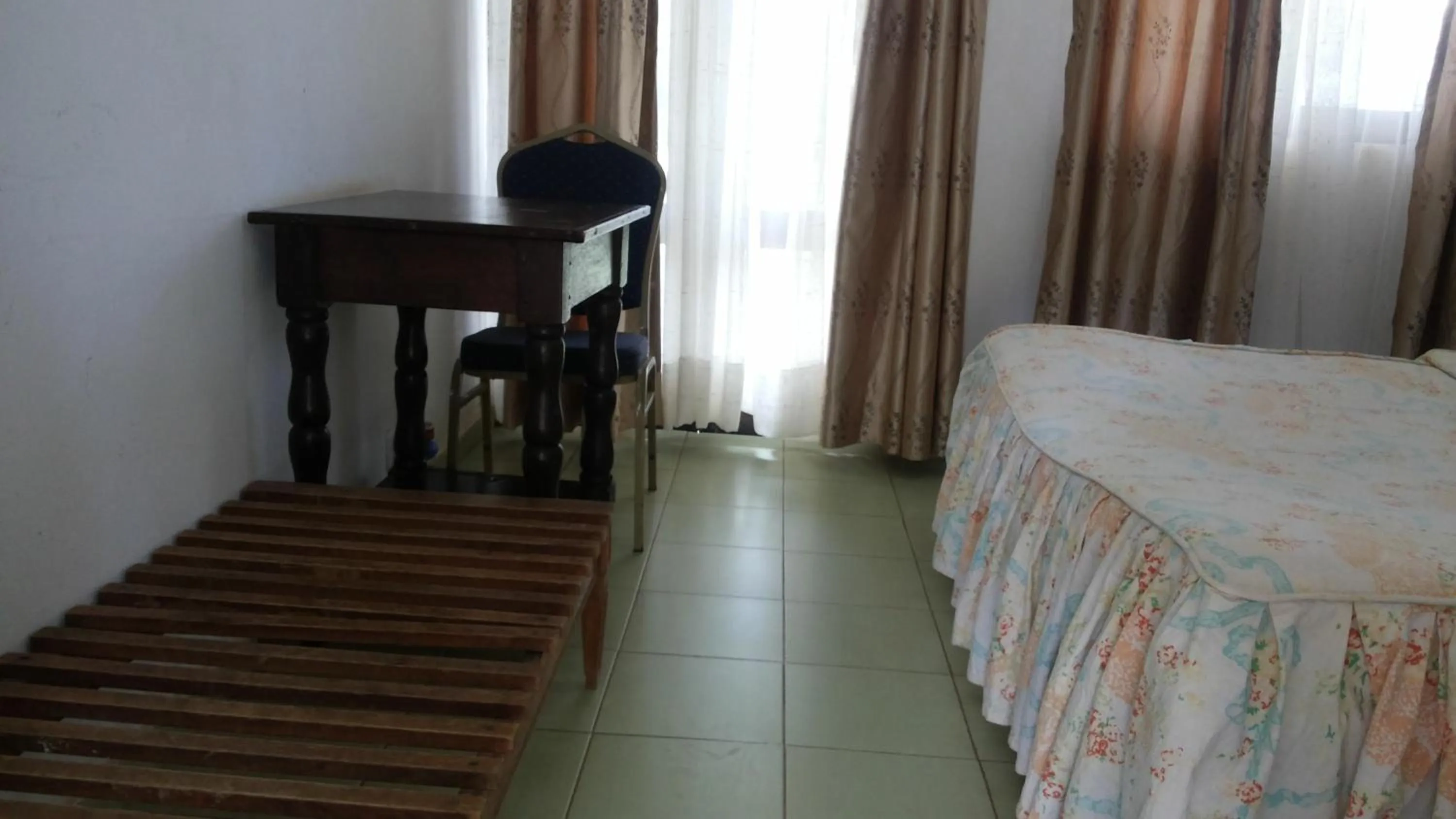 Photo of the whole room in St Lira Hotel