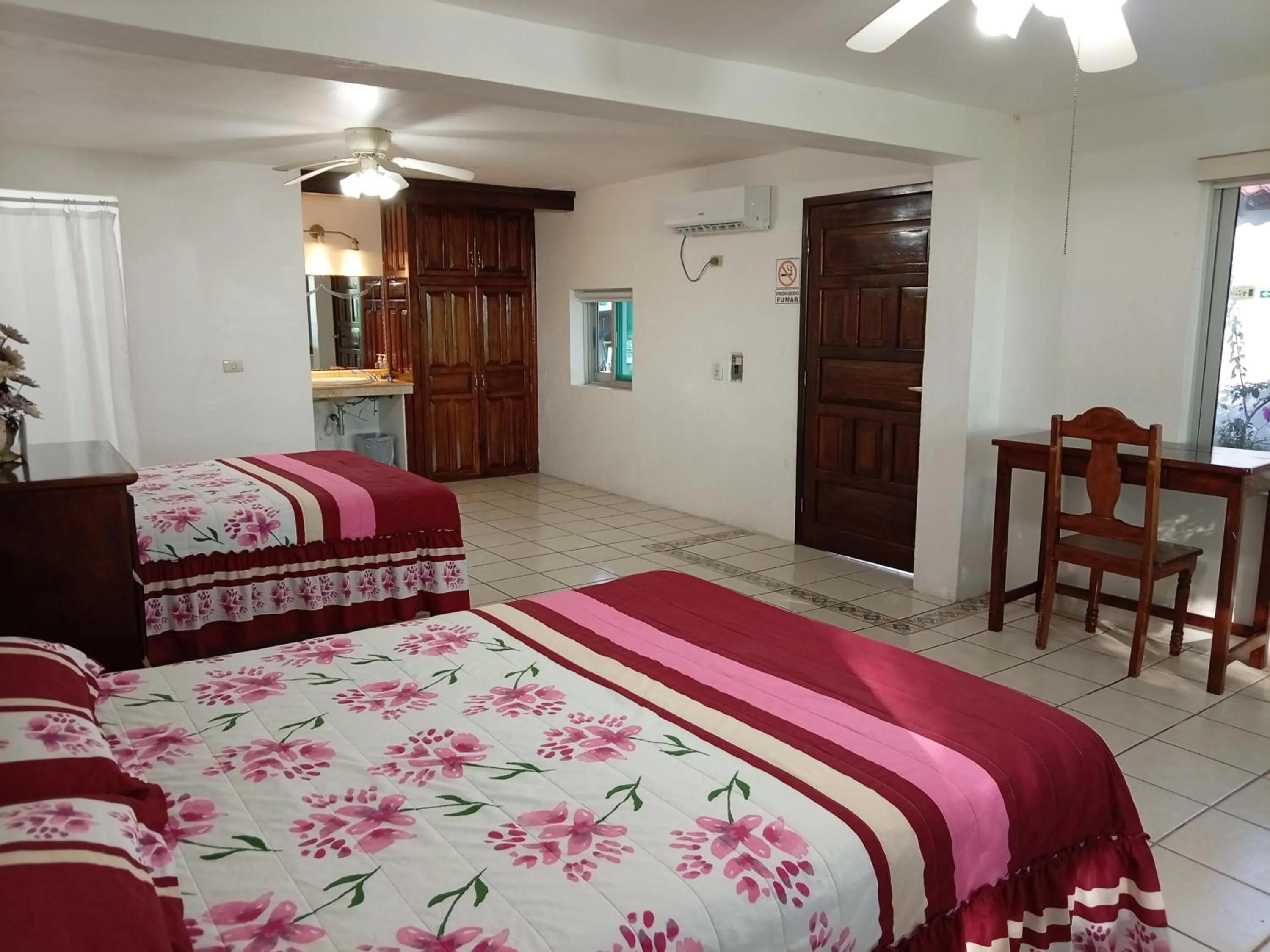 Bed in Freedom Shores "La Gringa" Hotel - Universally Designed