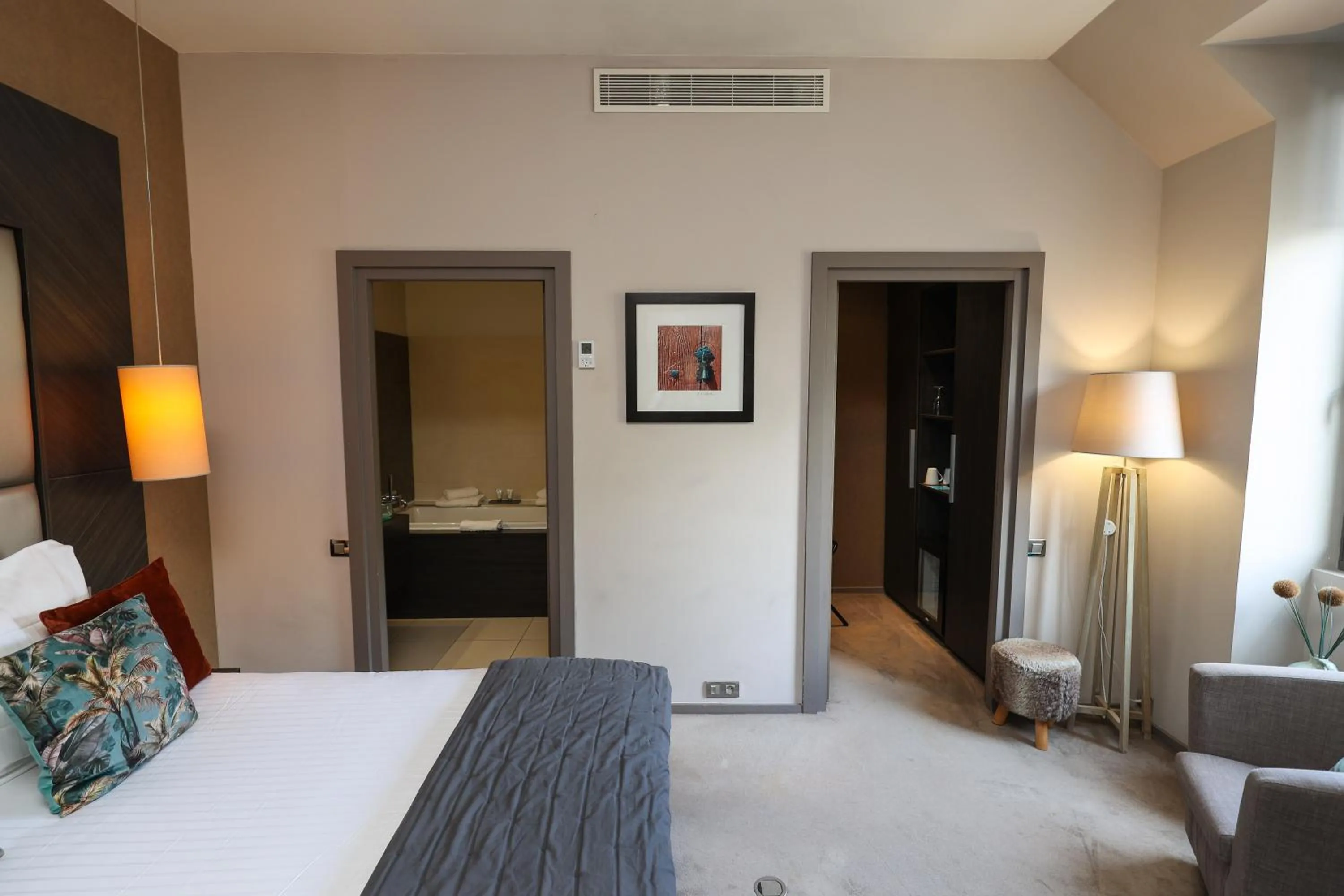 Photo of the whole room, Bed in Hôtel Château de Lacan