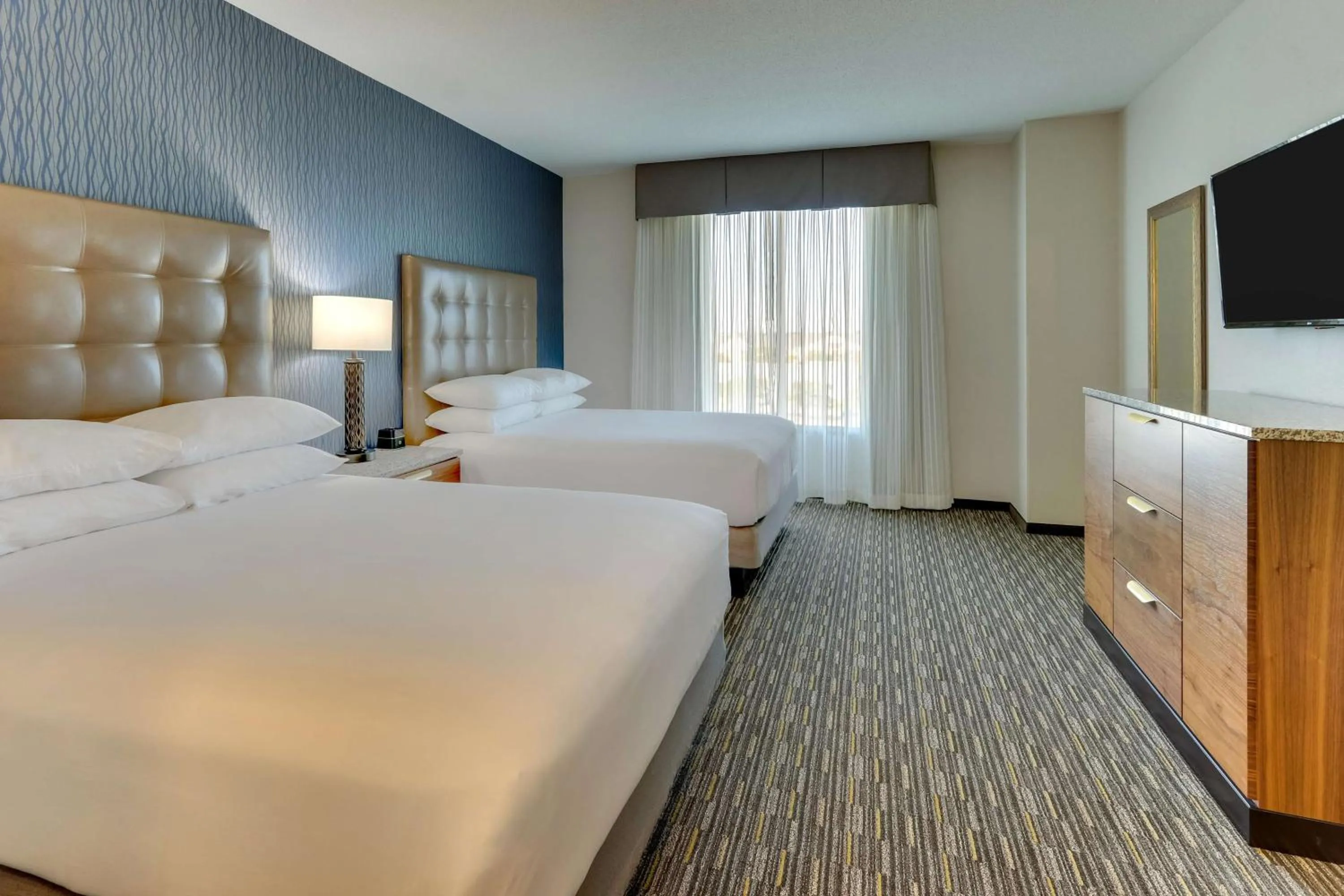 Photo of the whole room, Bed in Drury Inn & Suites Lafayette IN