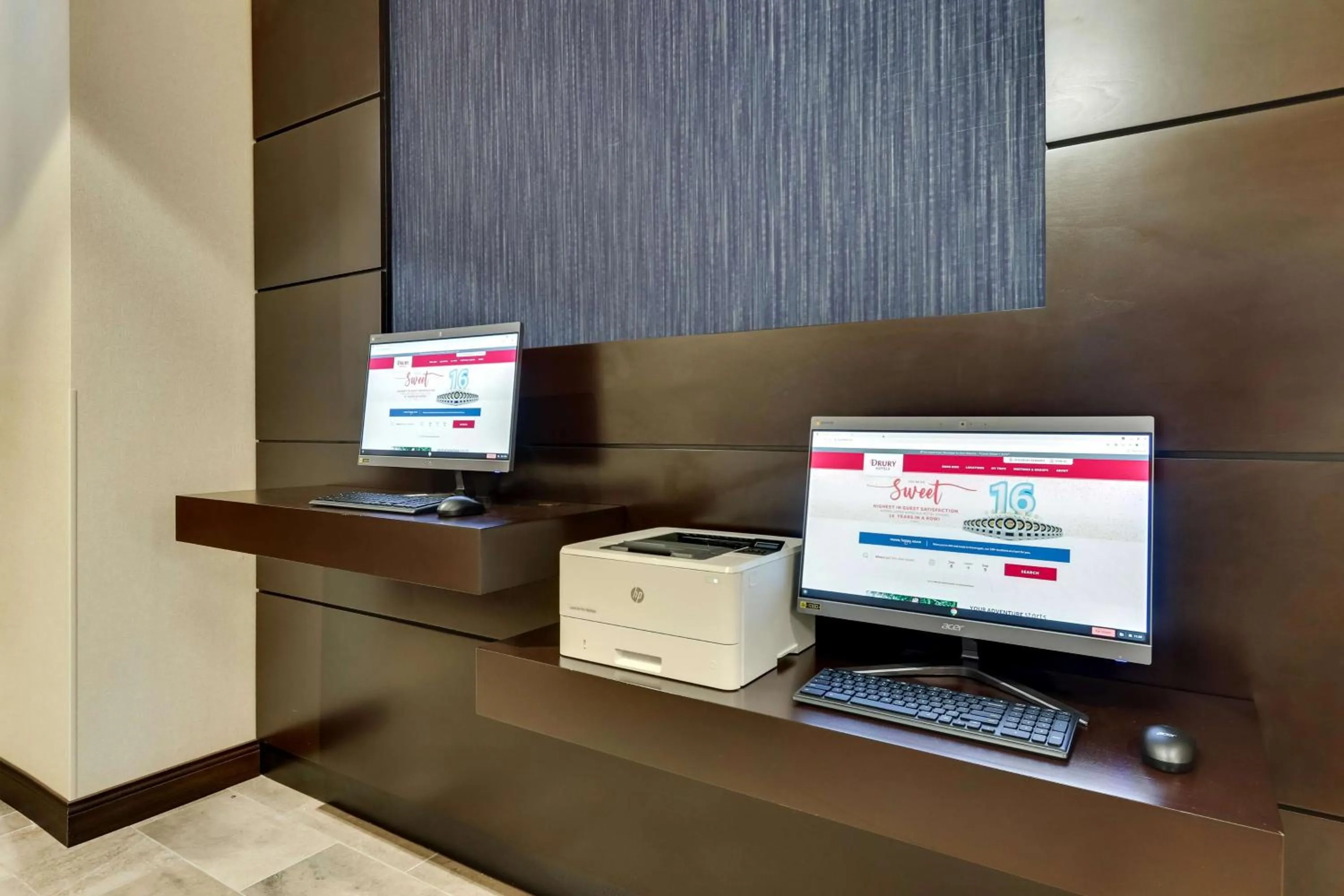 Business facilities in Drury Inn & Suites Lafayette IN