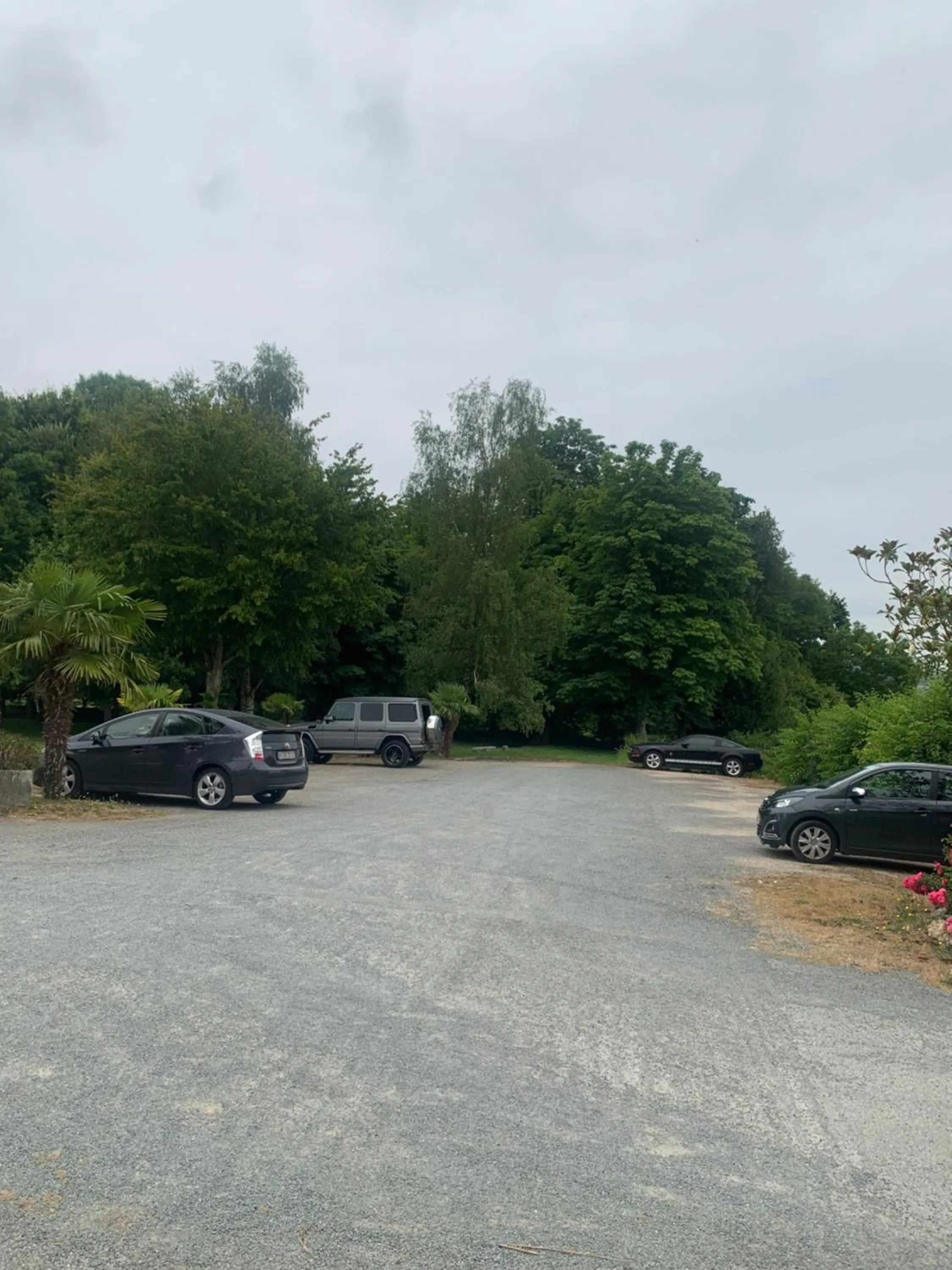 Parking in Manoir De Rigourdaine