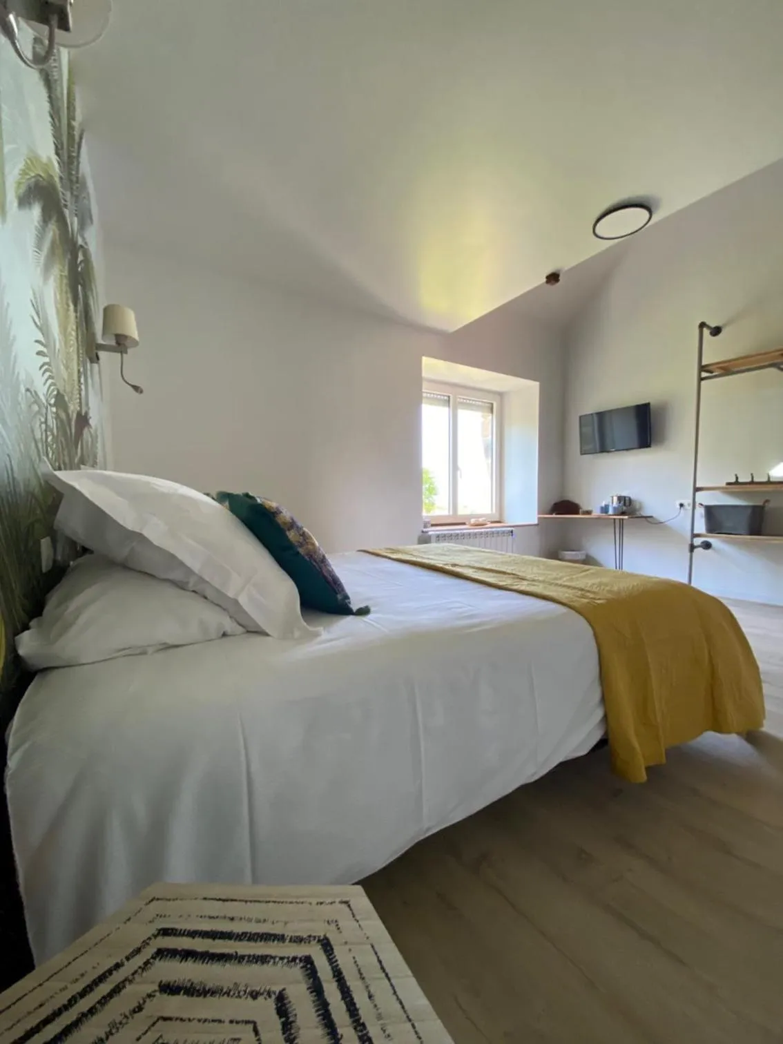 Bedroom, Bed in Manoir De Rigourdaine