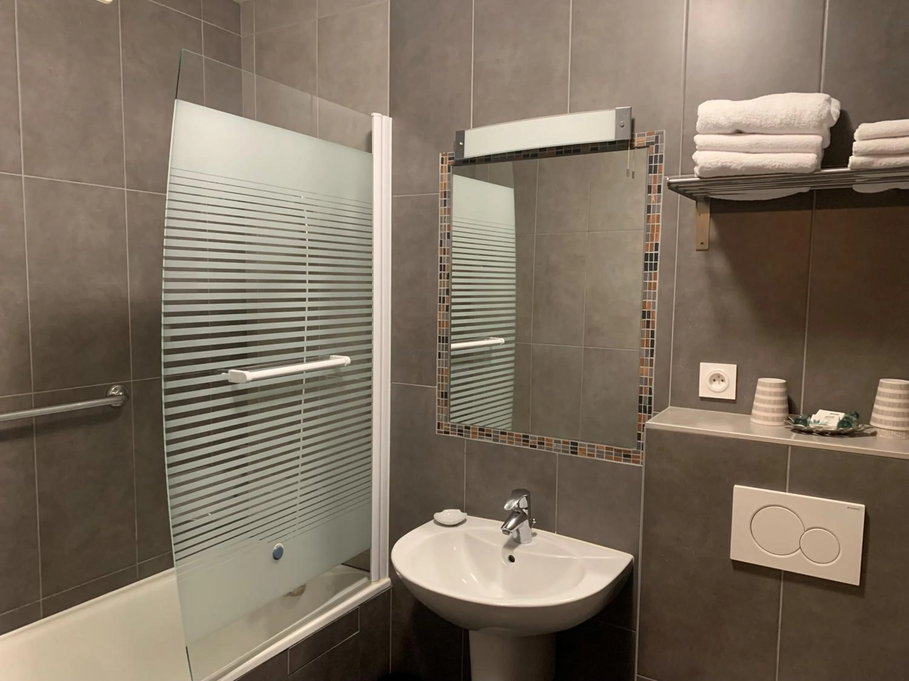 Bathroom in Manoir De Rigourdaine