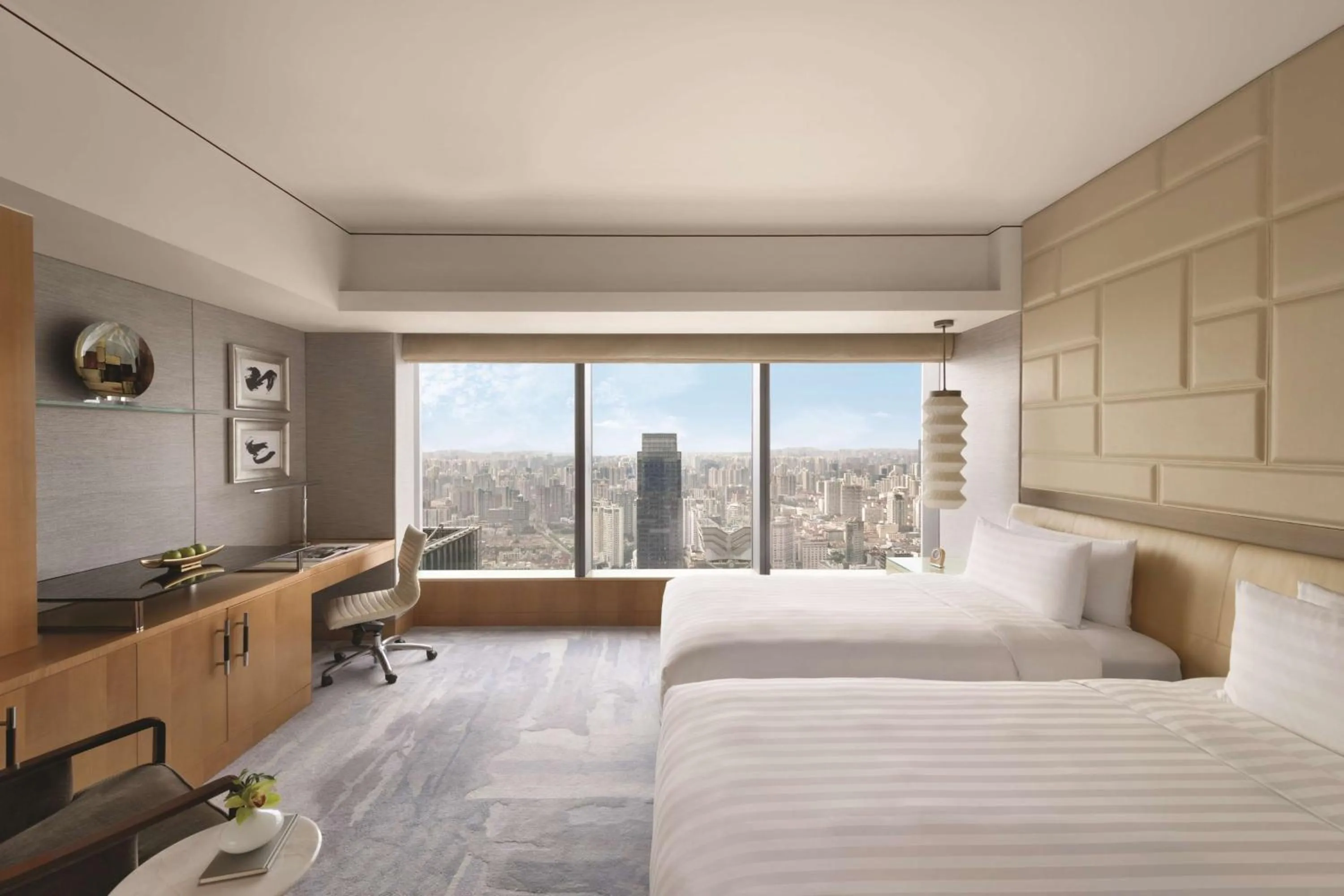 Photo of the whole room, Bed in Jing An Shangri-La