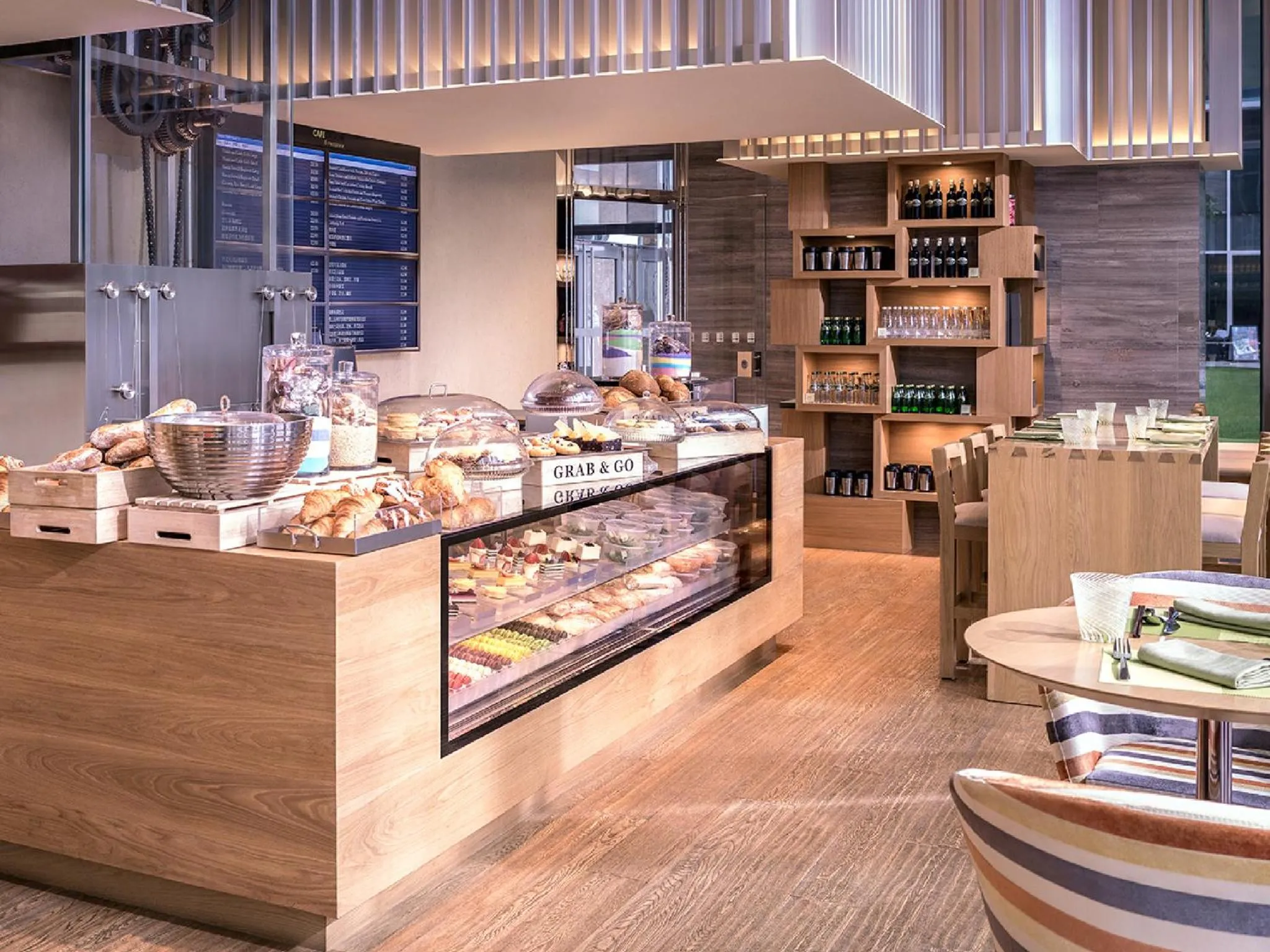 Restaurant/places to eat in Jing An Shangri-La