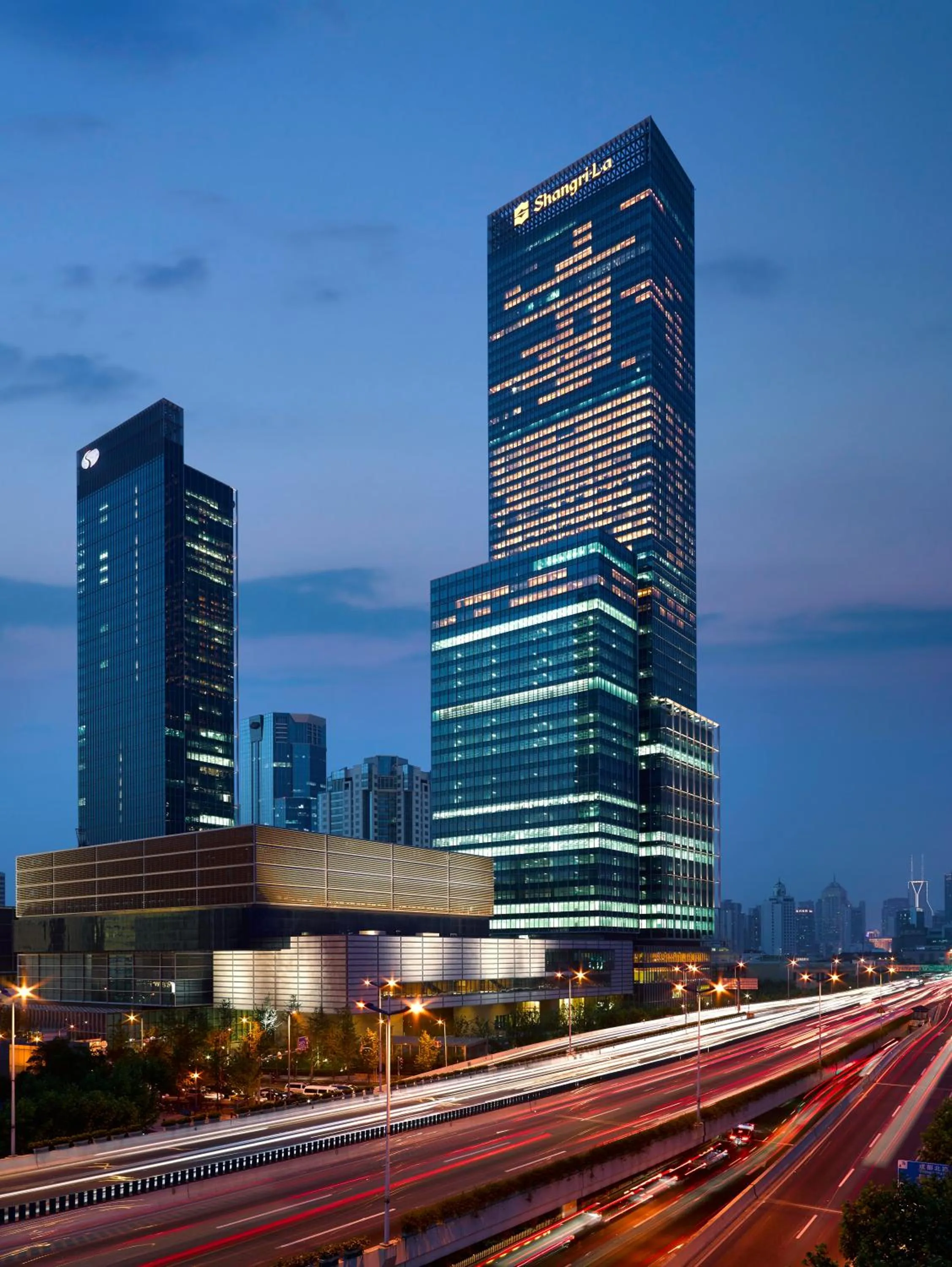 Facade/entrance in Jing An Shangri-La