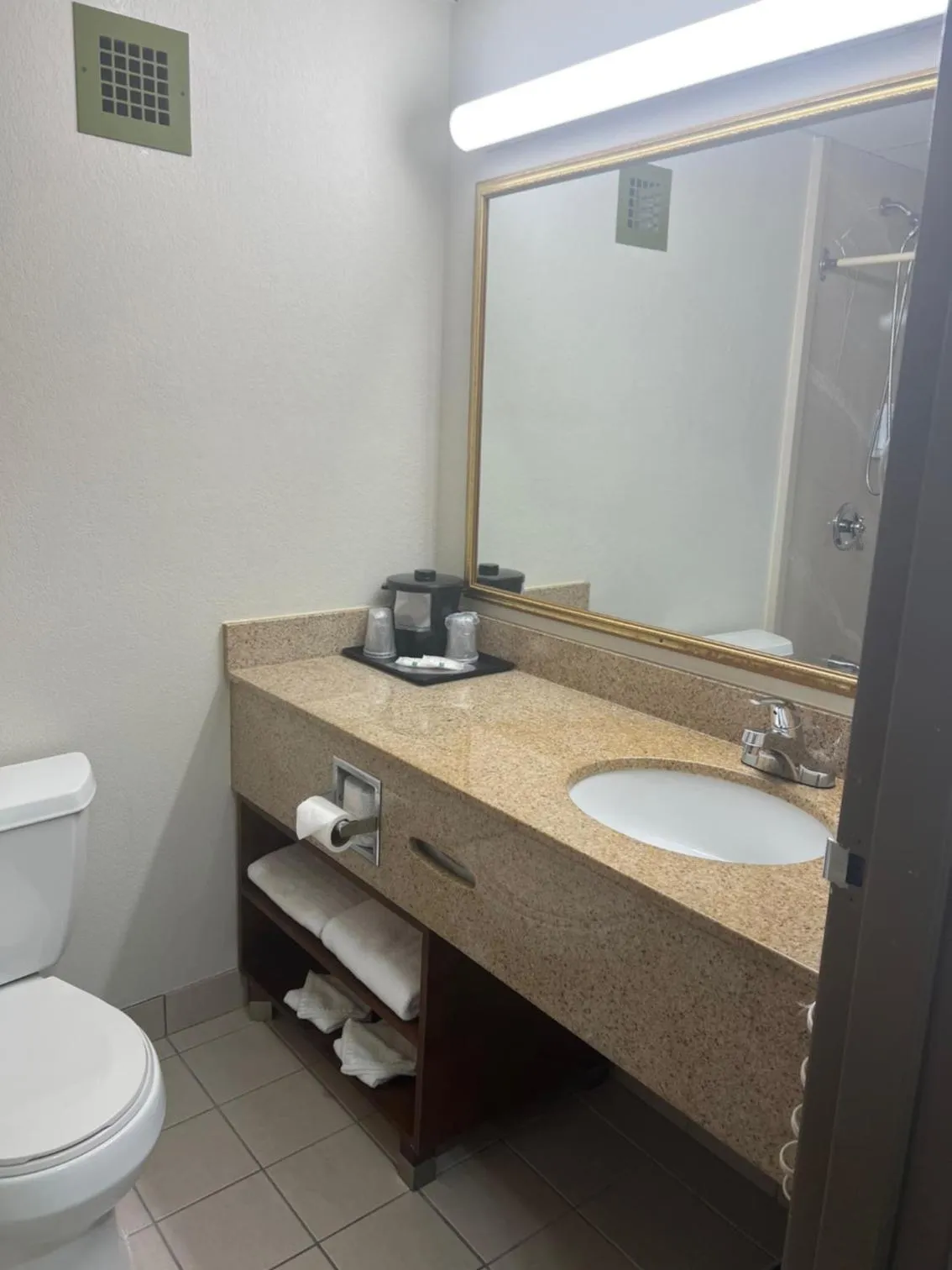 Bathroom in Quality Inn Seekonk-Providence