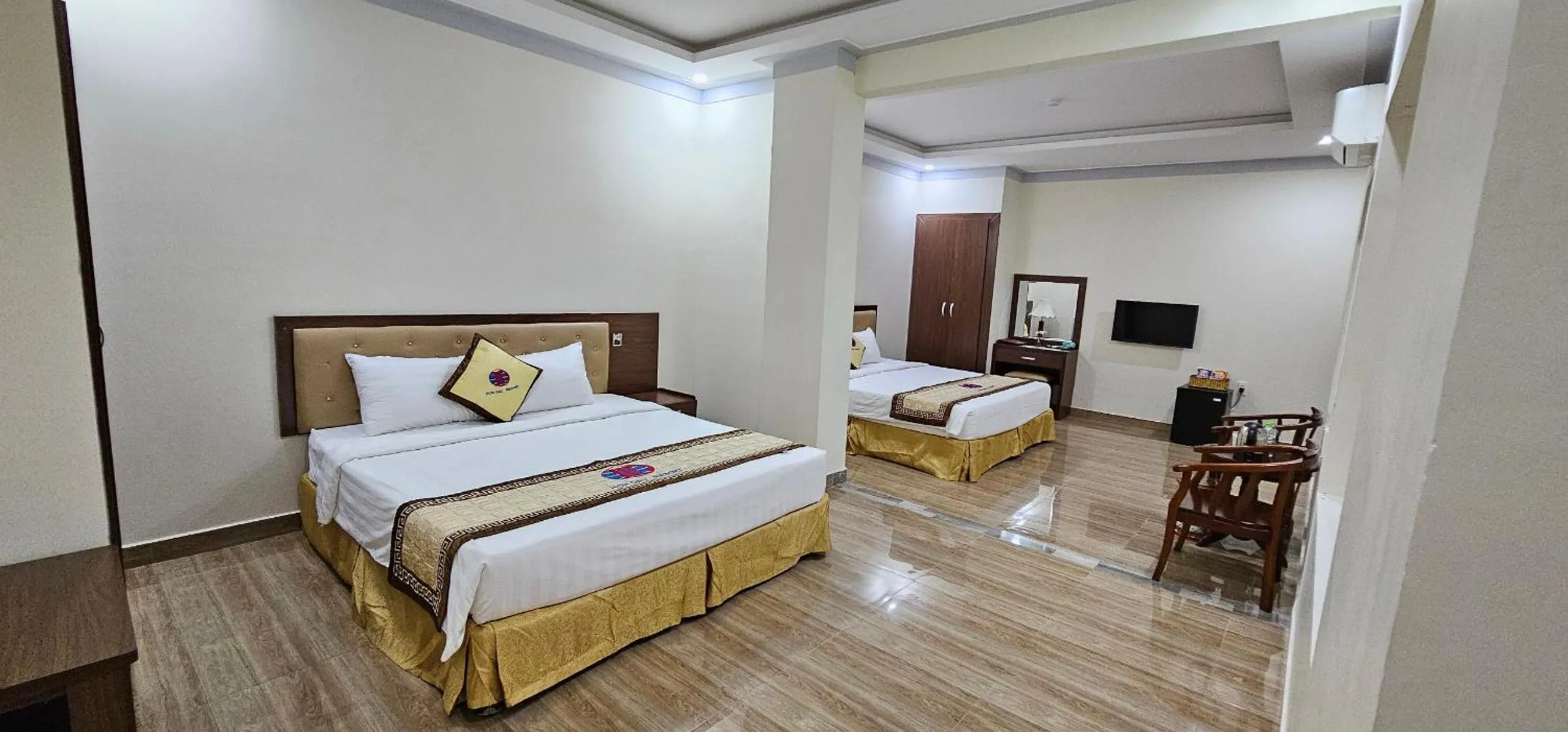 Bed in Hon Dau Resort