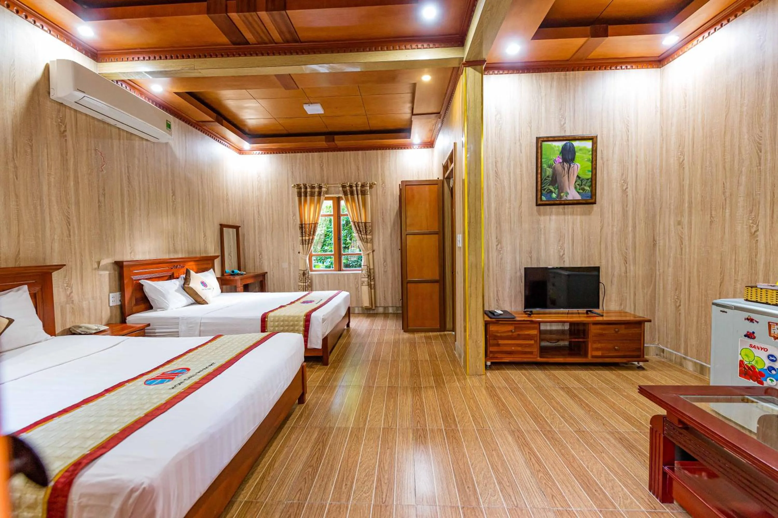 Bed in Hon Dau Resort