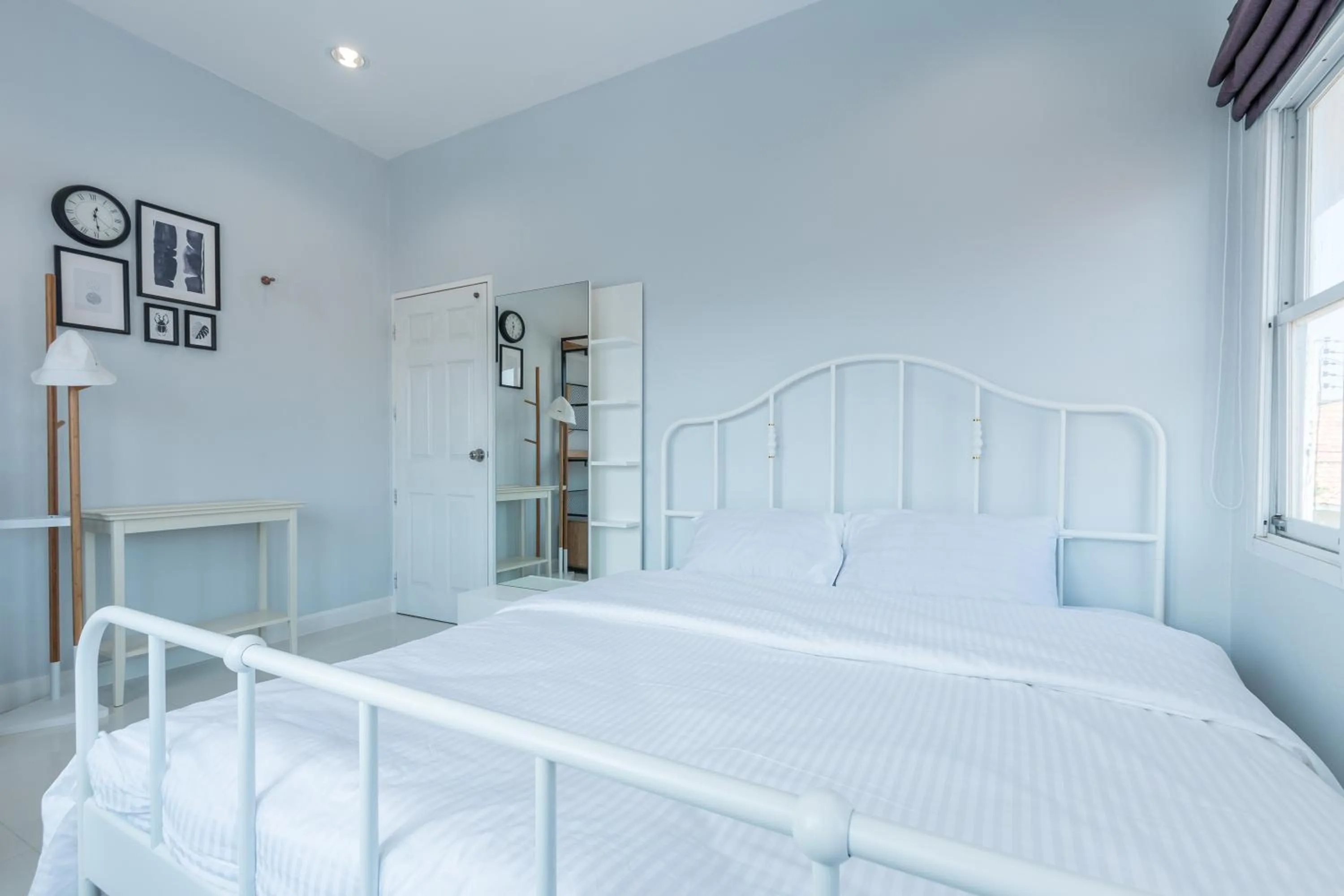 Bed in Baan Kiang Lay Phu View Private Pool Villa in Central Hua Hin