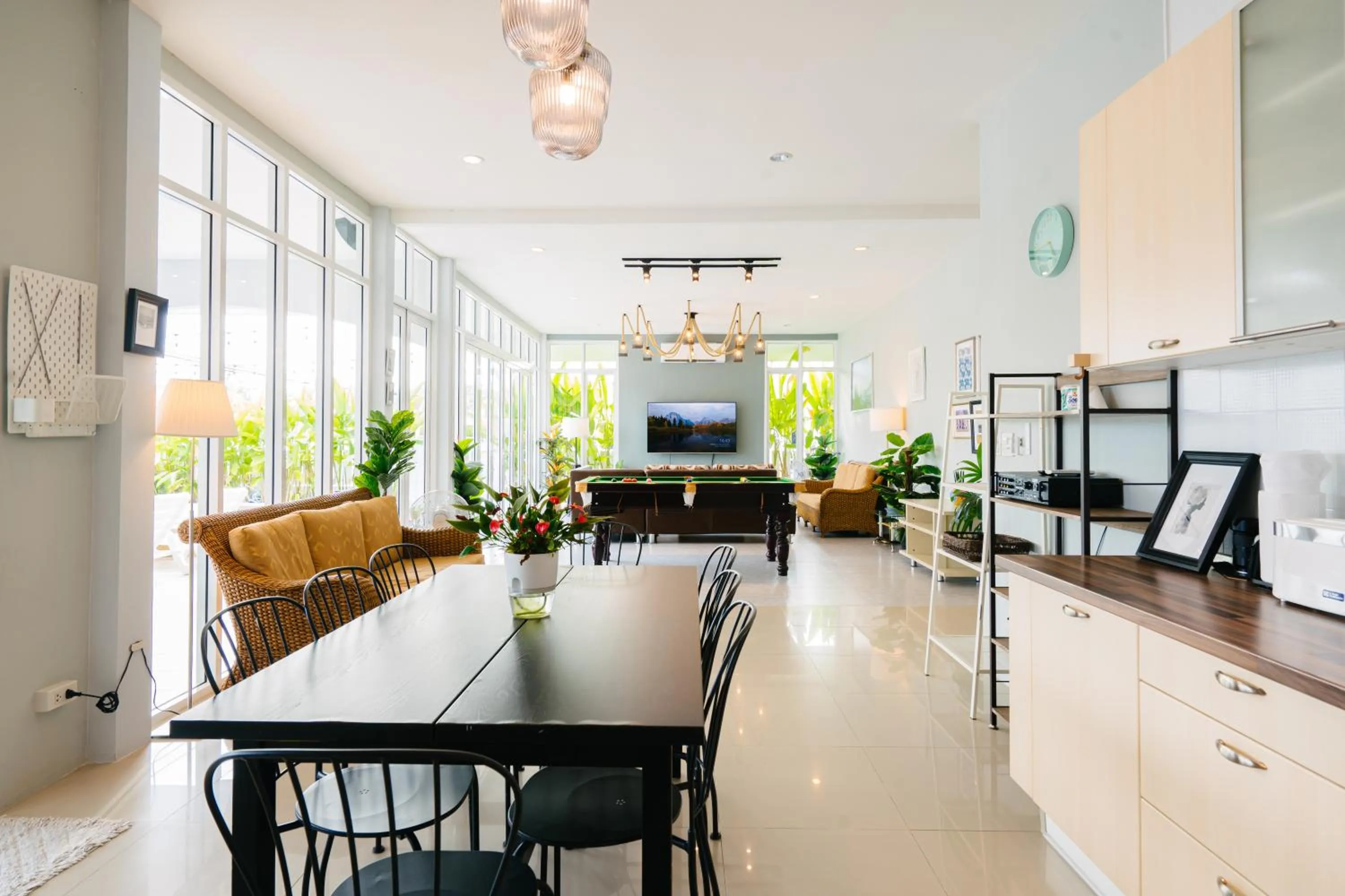 Dining area in Baan Kiang Lay Phu View Private Pool Villa in Central Hua Hin