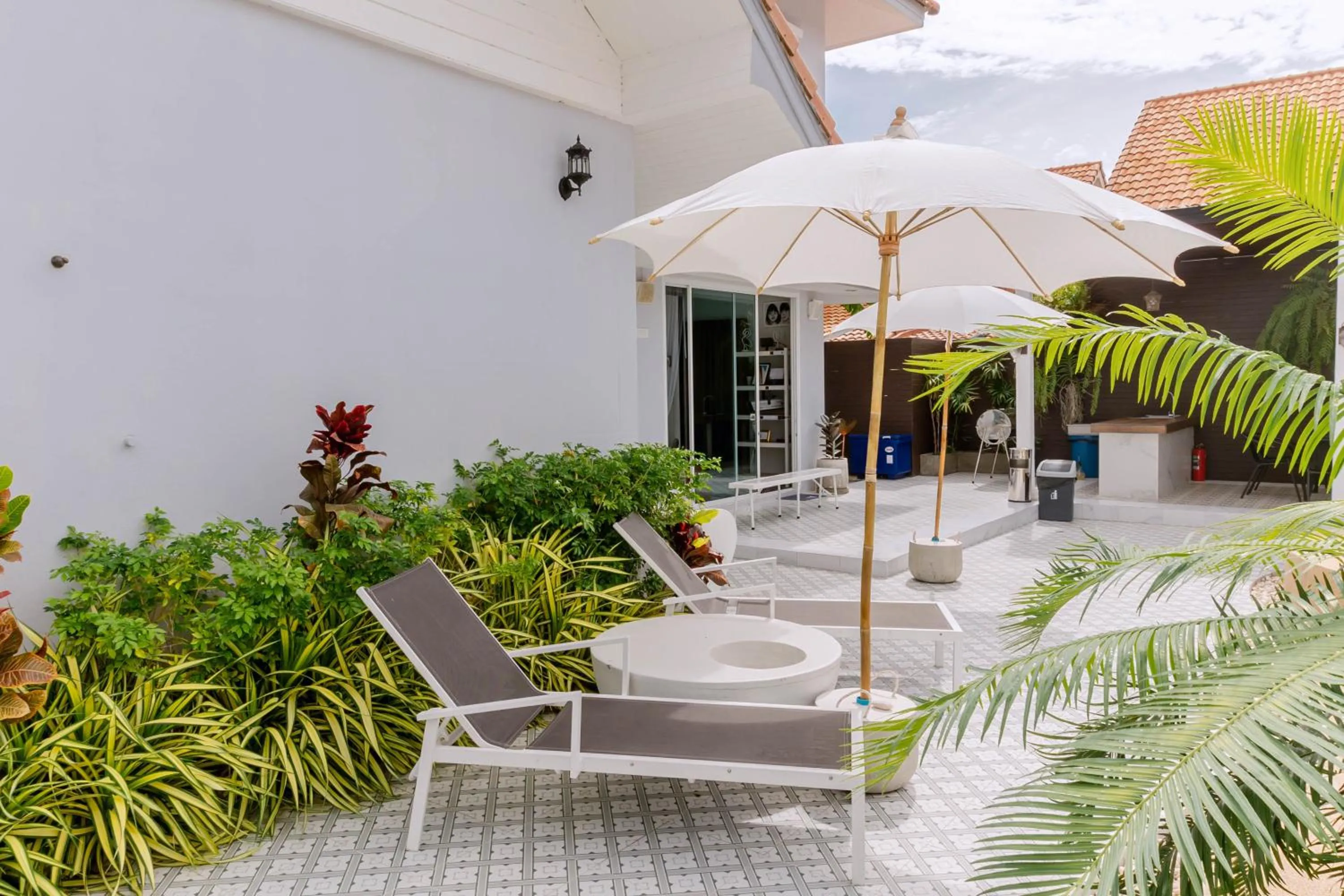 Swimming pool in Baan Kiang Lay Phu View Private Pool Villa in Central Hua Hin