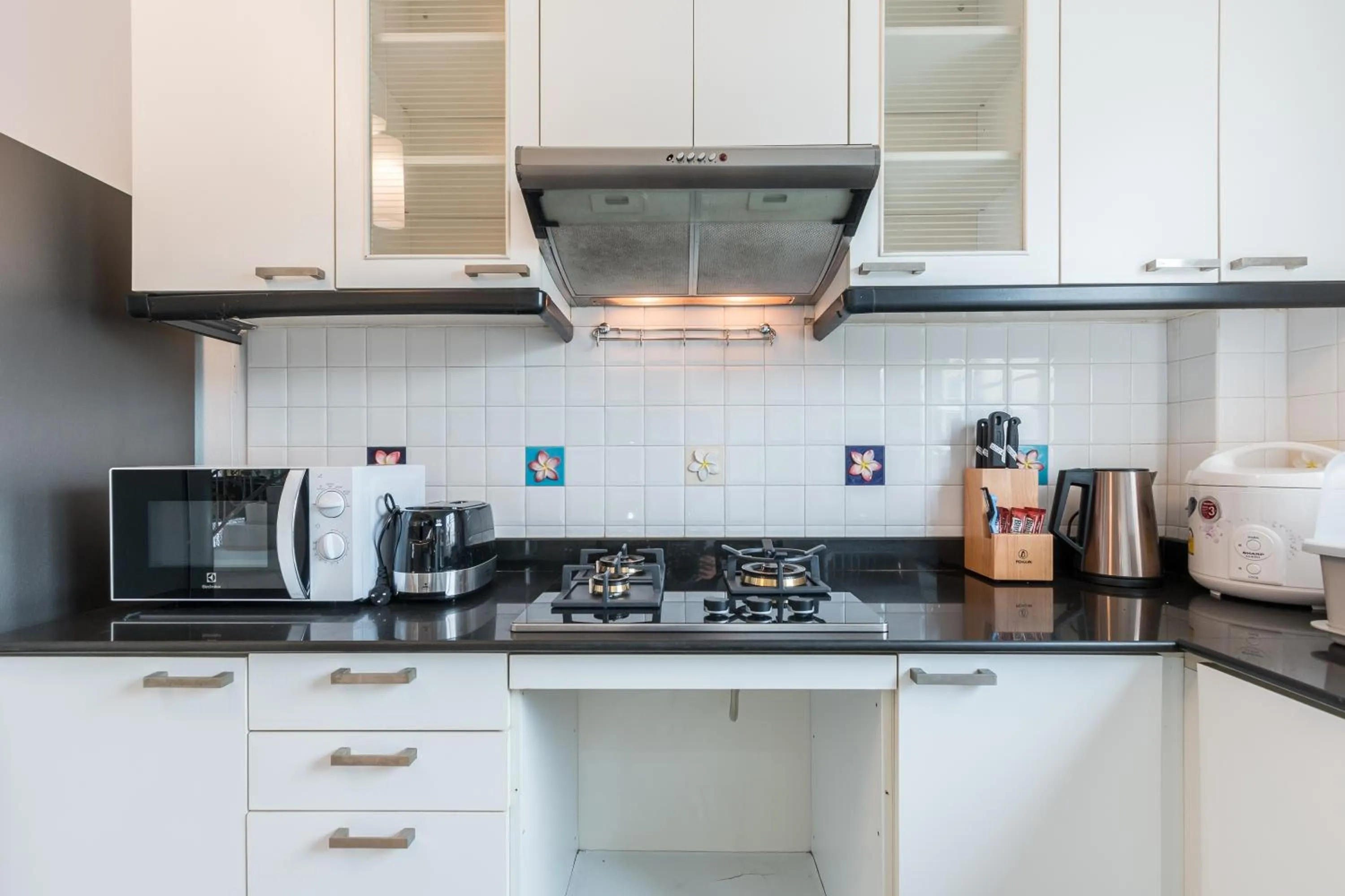 Coffee/tea facilities in Baan Kiang Lay Phu View Private Pool Villa in Central Hua Hin