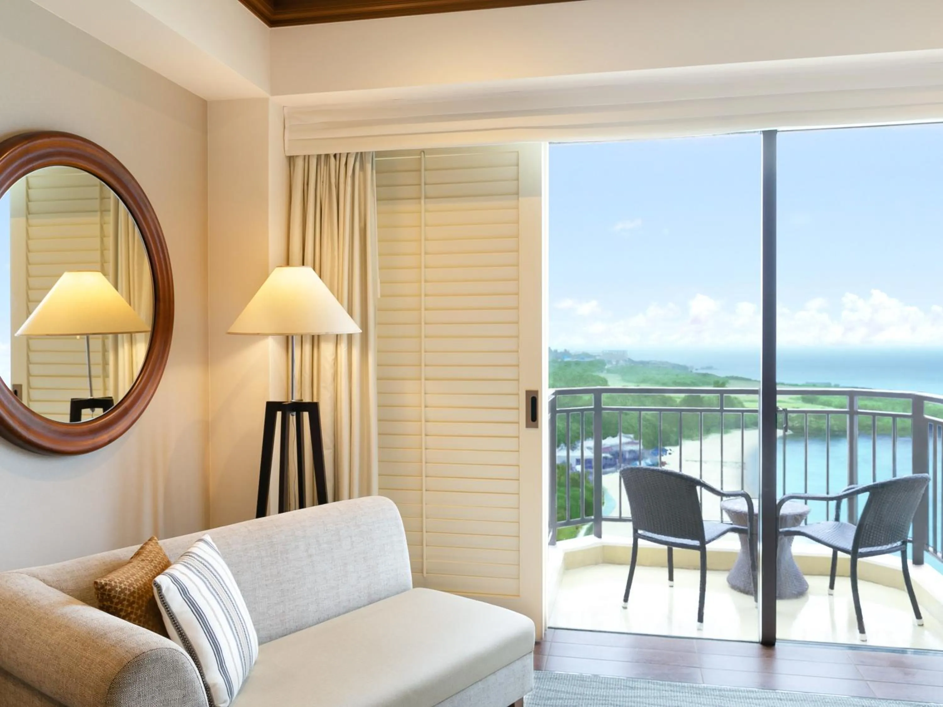 Decorative detail in Hotel Nikko Alivila