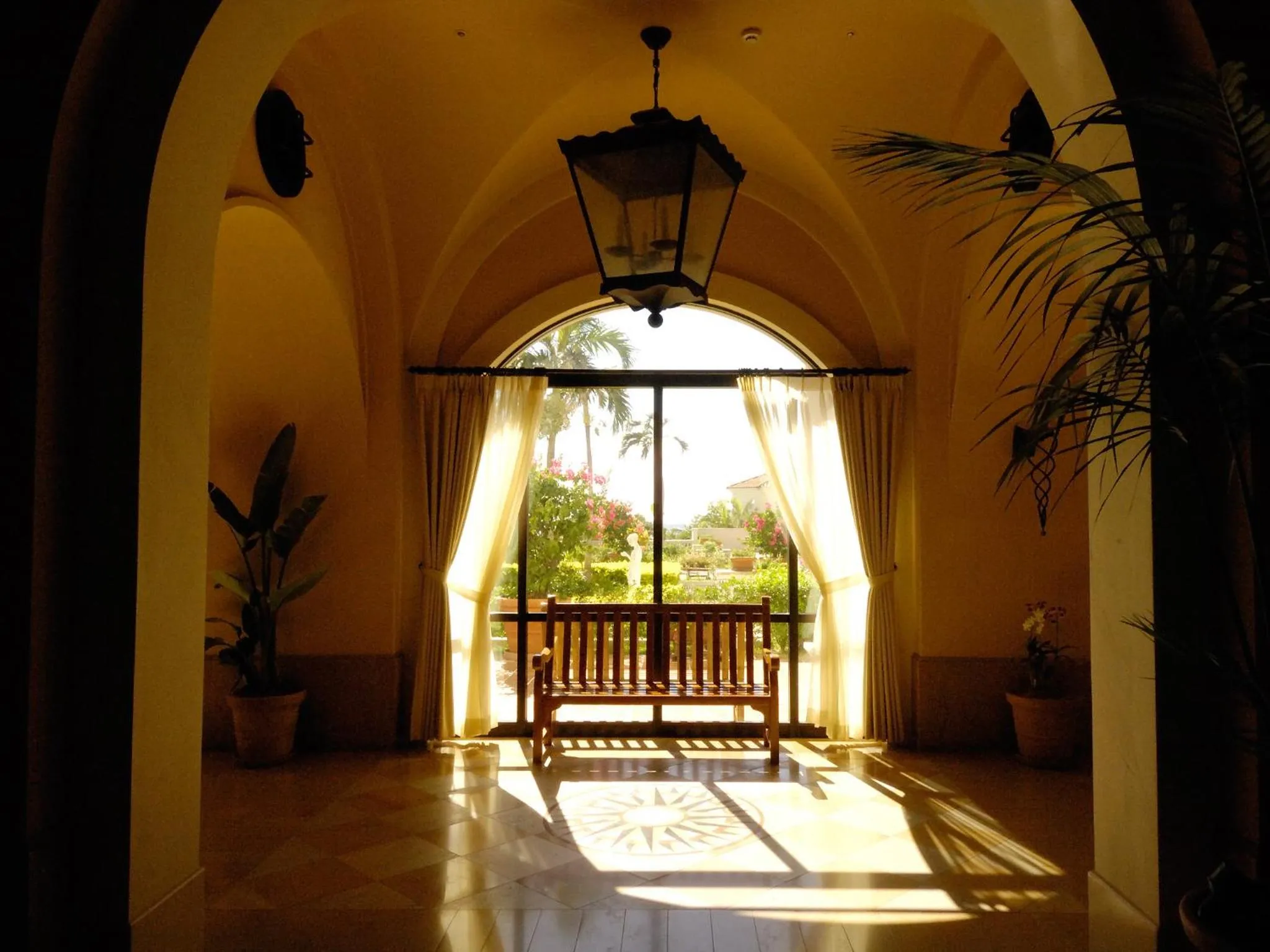 Lobby or reception in Hotel Nikko Alivila