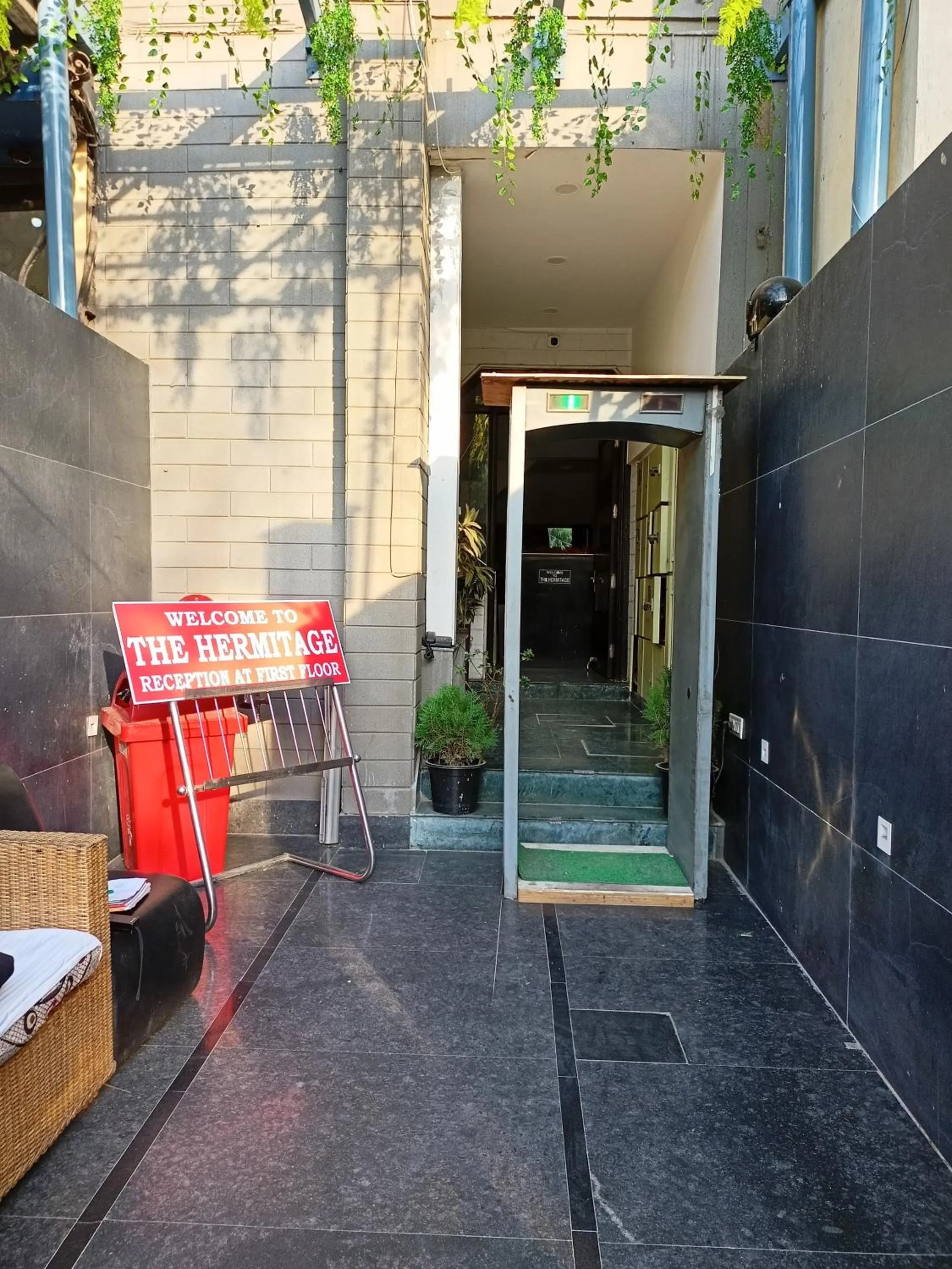 Property building in Hermitage by The Cosy Hotels Near Lotus Temple