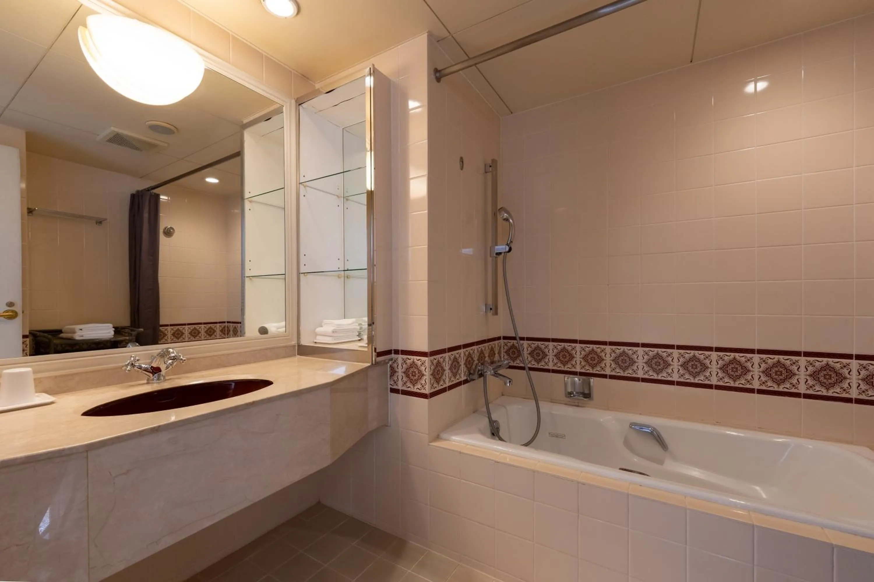 Bathroom in Setre Glover's House Nagasaki