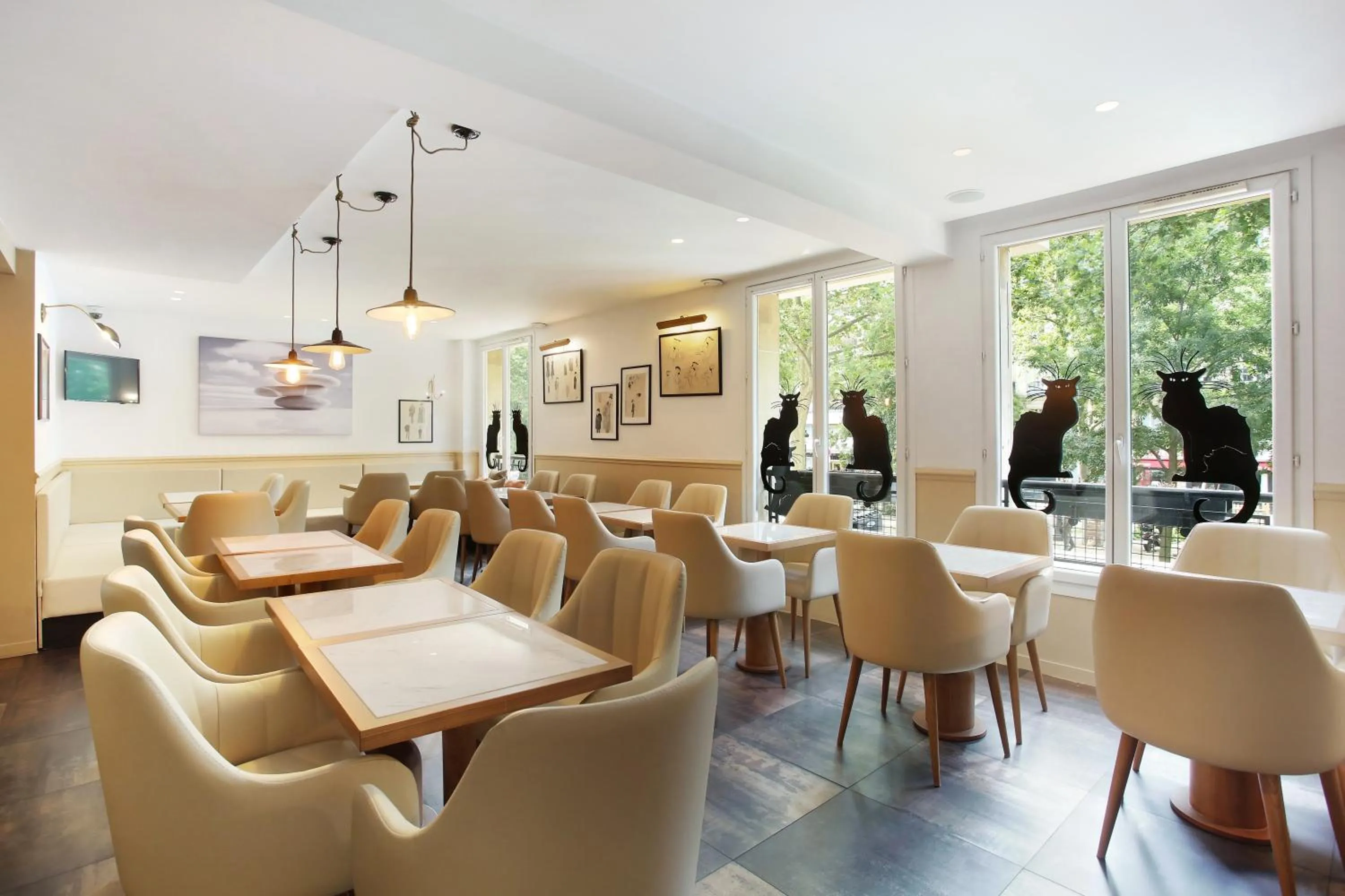 Lobby or reception in Hotel Le Chat Noir