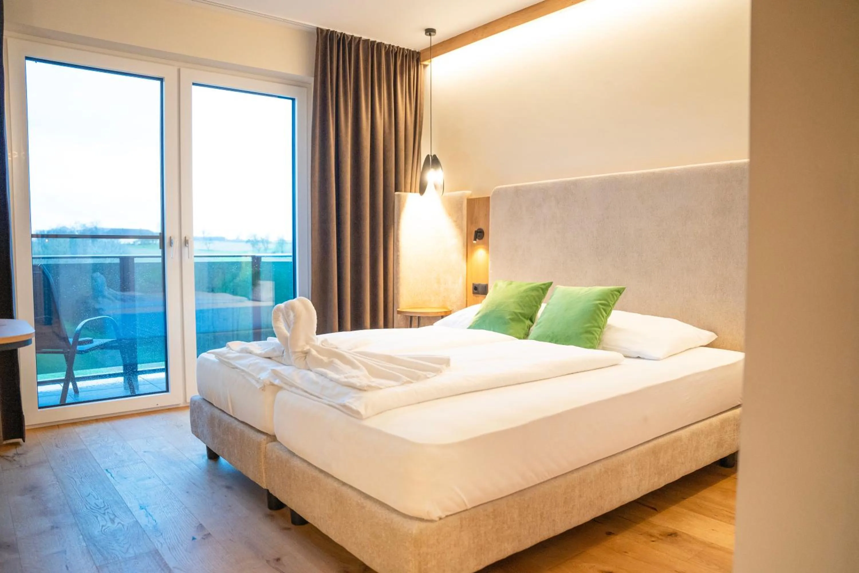 Photo of the whole room, Bed in 1A Landhotel Schicklberg