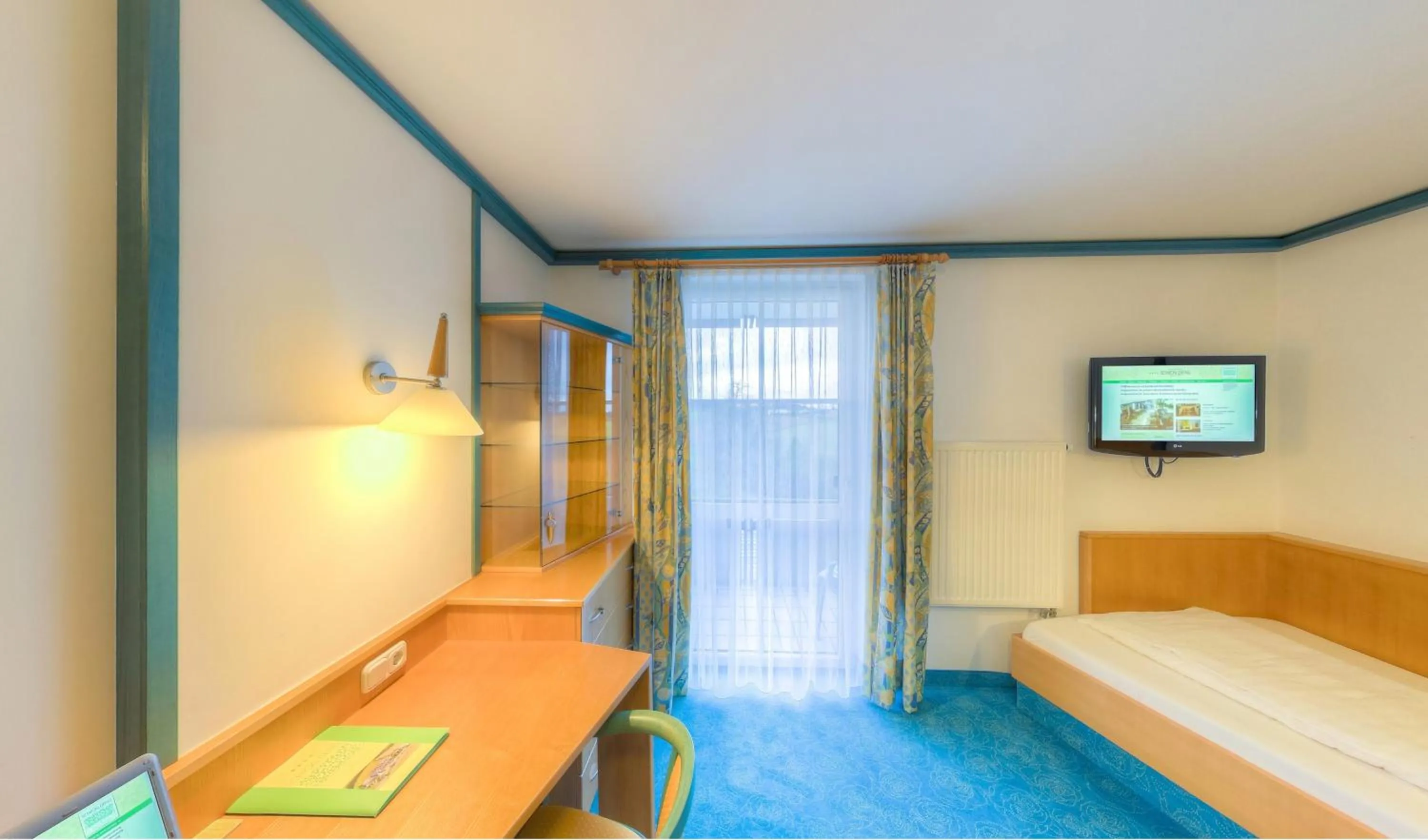 Bed in 1A Landhotel Schicklberg